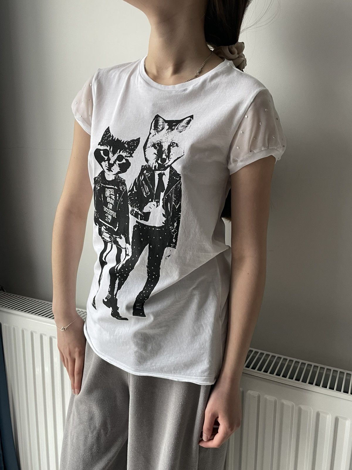 Diesel Vintage Y2K Diesel 00's T-Shirt Wolf/Cat Printed Japanese Size S / US 4 / IT 40 - 1 Thumbnail
