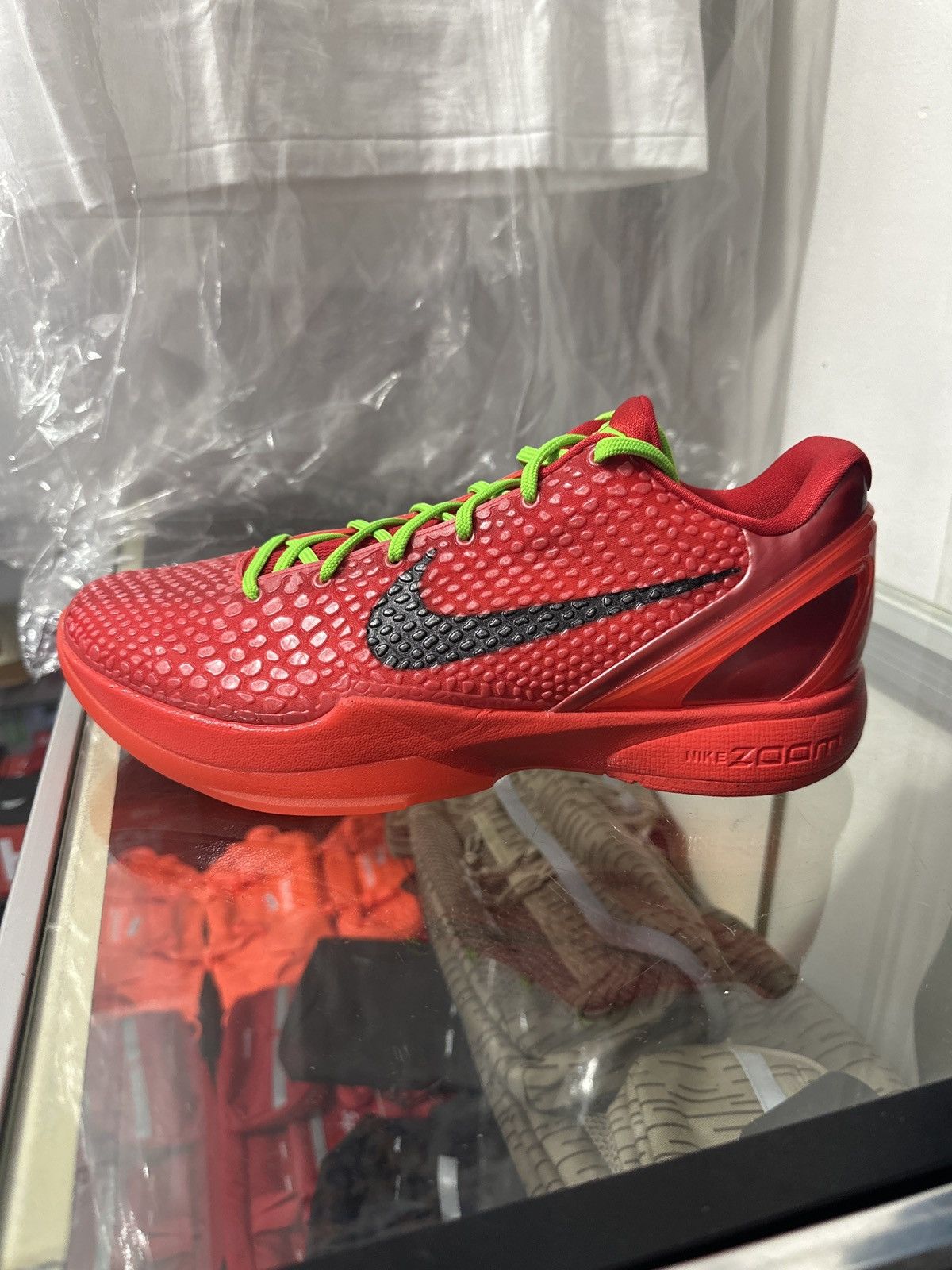 Kobe 6 Protro “Reverse Grinch” Size 11.5 Brand New