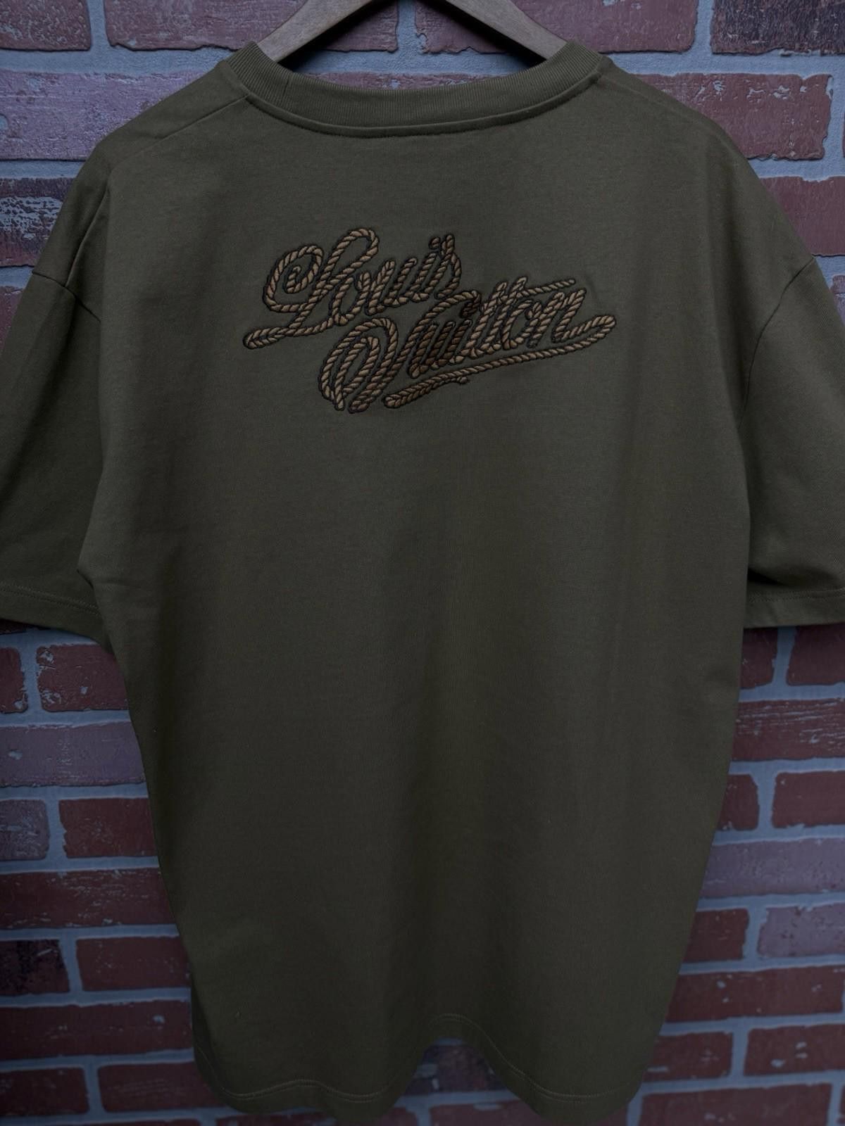 Louis Vuitton LOUIS VUITTON T-Shirt LV Tee Cotton Brown “Lovers” XXL Rare Size US XXL / EU 58 / 5 - 6 Thumbnail