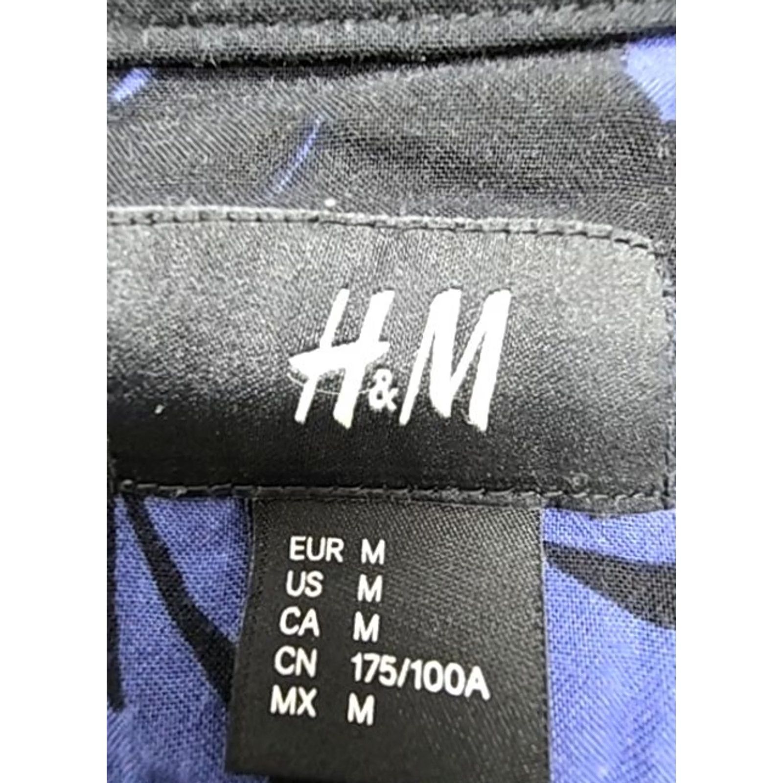 H&M H&M Men Black Blue Short Sleeve Button-Up Shirt Size M Regular Fit Size US M / EU 48-50 / 2 - 4 Thumbnail
