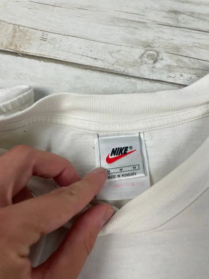 Nike Vintage Nike Slovensko T Shirt 90s Swoosh Football Soccer Size US M / EU 48-50 / 2 - 3 Thumbnail