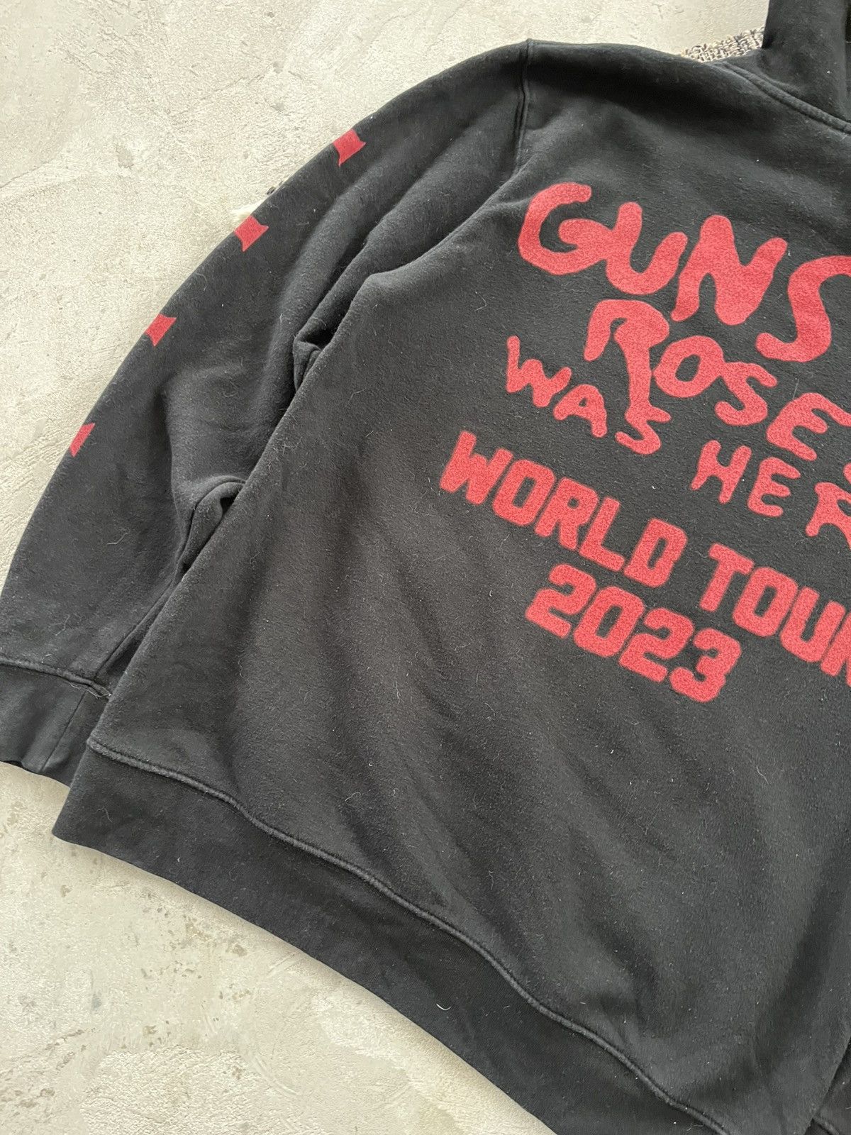 Guns N' Roses Vintage Guns N’Rose Tour Black Multi Logo Y2K Rock Hoodie Size US M / EU 48-50 / 2 - 15 Thumbnail