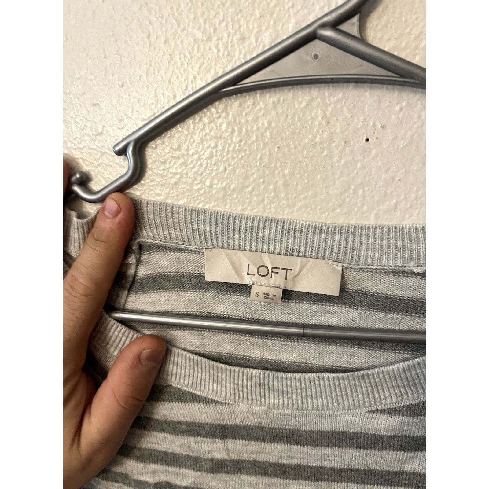 Loft LOFT Ann Taylor Sweater Small Women Gray Knit Striped Long Sleeve Round Neck Size S / US 4 / IT 40 - 2 Thumbnail
