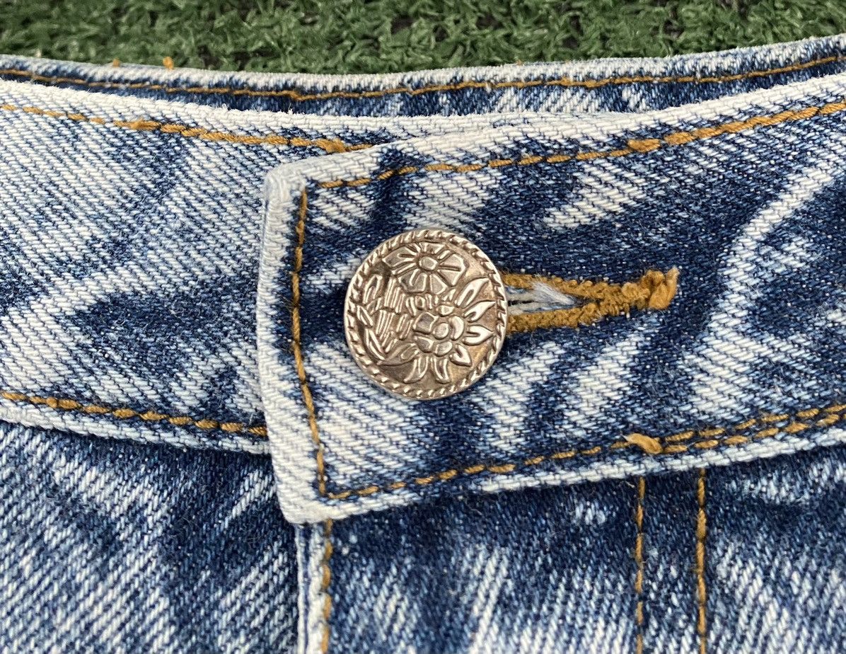 Vintage Vintage 80’s Nuovo Acid Wash Denim Jean High Rise Shorts Size 25" / US 0 / IT 36 - 3 Thumbnail