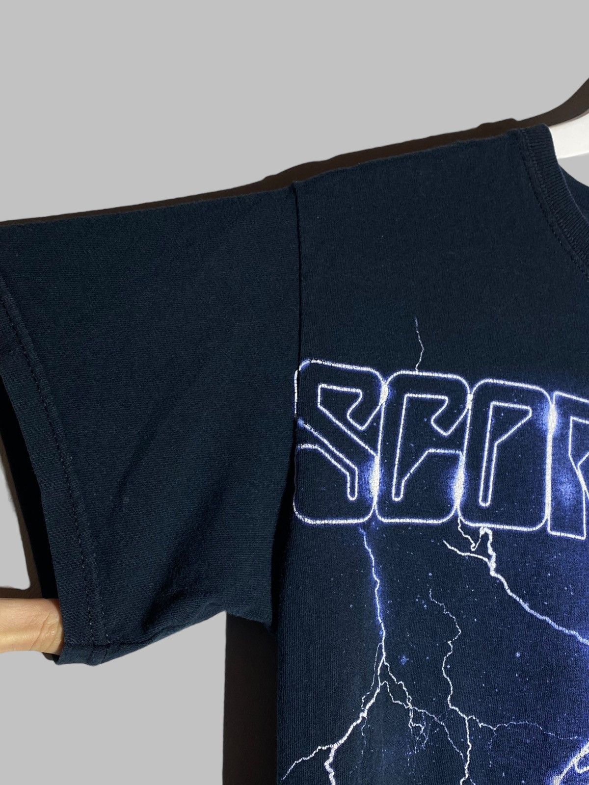 Band Tees Vintage 00s Scorpions Sting In The Tail Band Graphic Tee Y2k Size US S / EU 44-46 / 1 - 6 Thumbnail