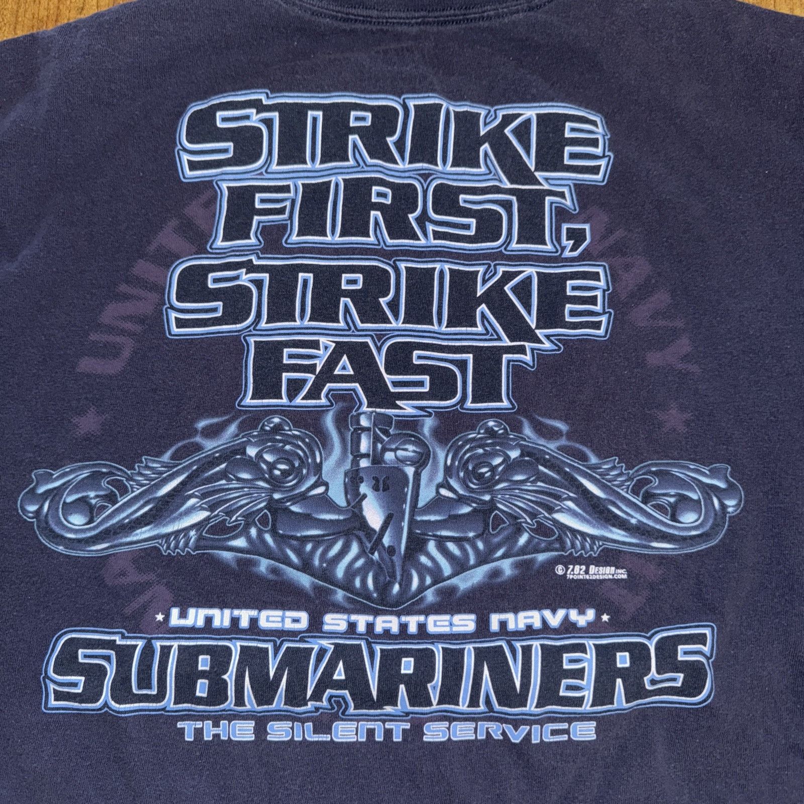 Band Tees × Vintage VNTG United States Navy Submariners T-Shirt Blue 2XL 24x26 Size US XXL / EU 58 / 5 - 2 Thumbnail