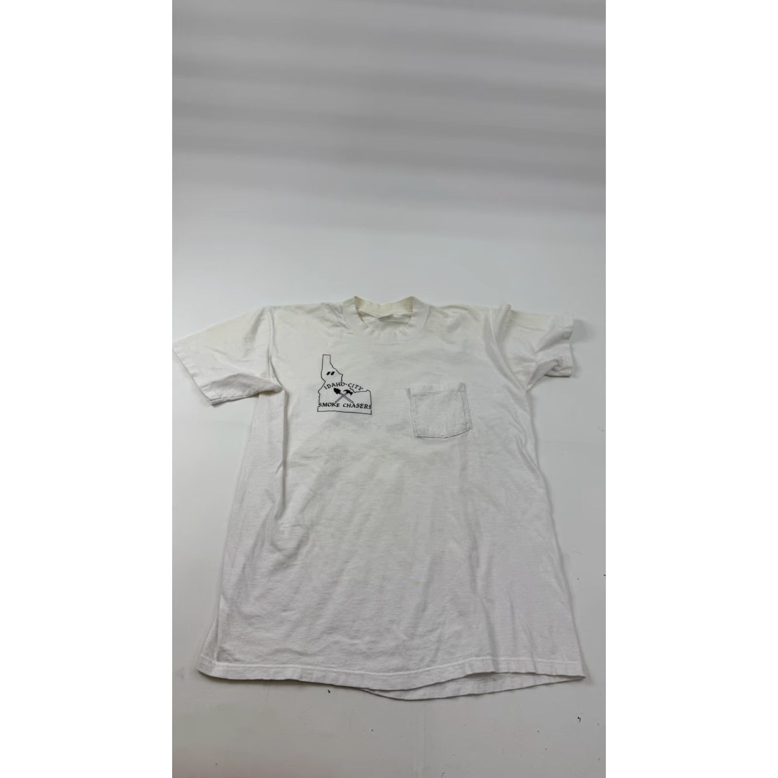 Vintage VINTAGE Stedman Idaho City Smoke Chasers Shirt Mens L White Crew Neck Graphic Print Fire Tee USA Size US L / EU 52-54 / 3 - 2 Thumbnail