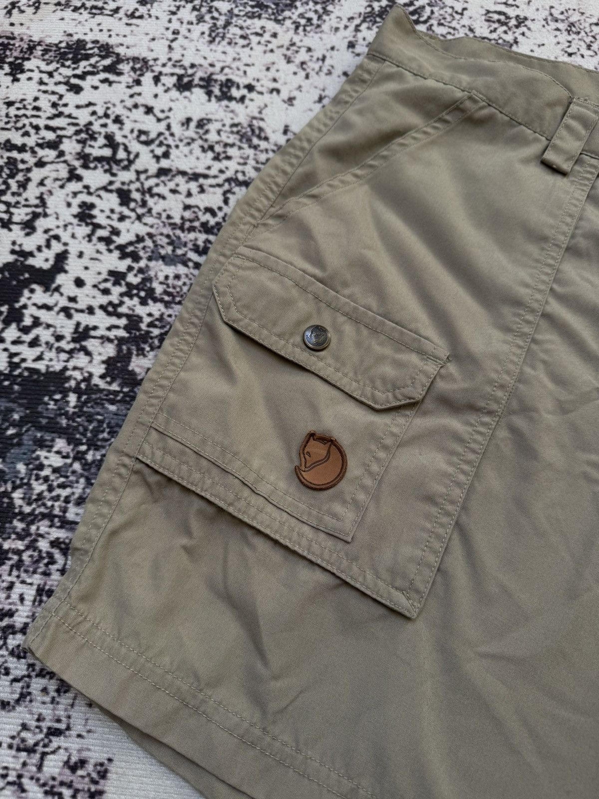 Fjallraven Fjallraven shorts Pants Vintage G1000 Trousers Beige 50 Size US 34 / EU 50 - 3 Thumbnail