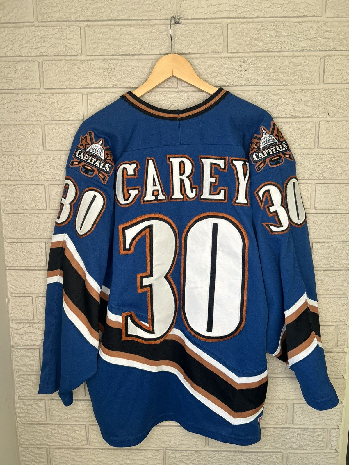 Ccm Vintage CCM Washington Capitals Jim Carey Jersey Size US XL / EU 56 / 4 - 7 Thumbnail