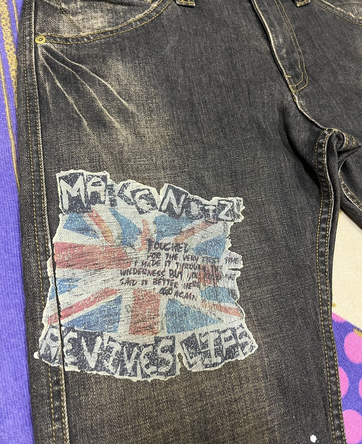 Japanese Brand Punk Skulls Design by RATTLE TRAP Distressed Denim Size US 34 / EU 50 - 5 Thumbnail