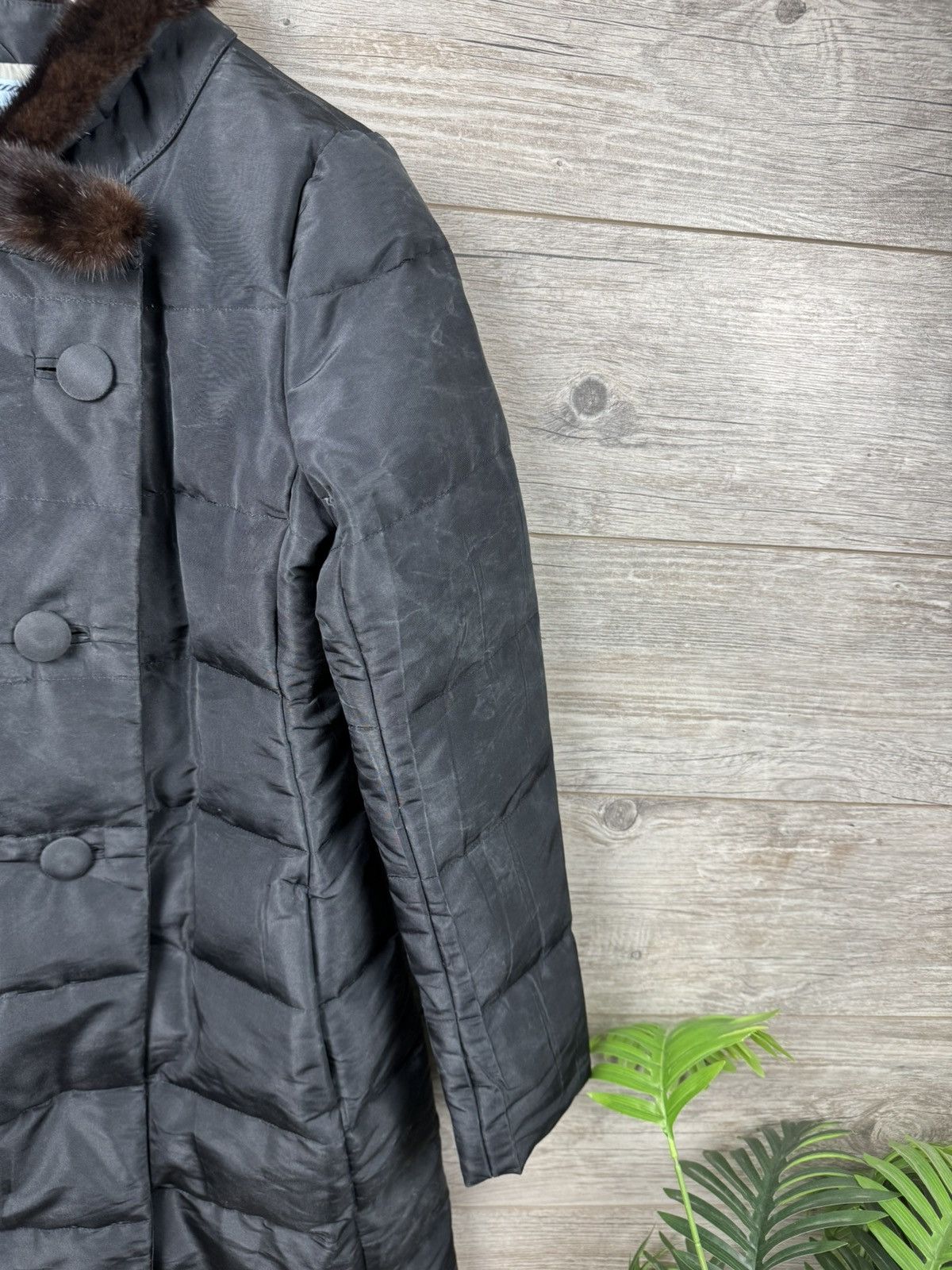 Prada Prada Luxury Puffer down jacket with mink collar Size M / US 6-8 / IT 42-44 - 19 Thumbnail