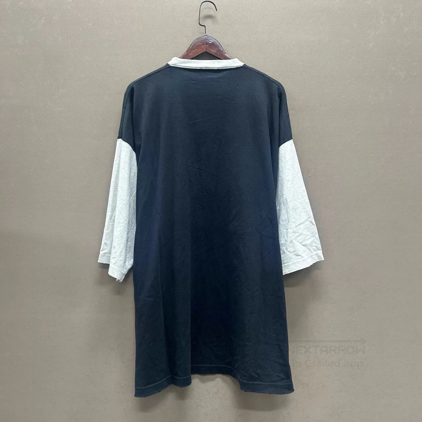 Balenciaga Black & Gray Long Sleeve Contrast T-Shirt. Size US M / EU 48-50 / 2 - 2 Thumbnail