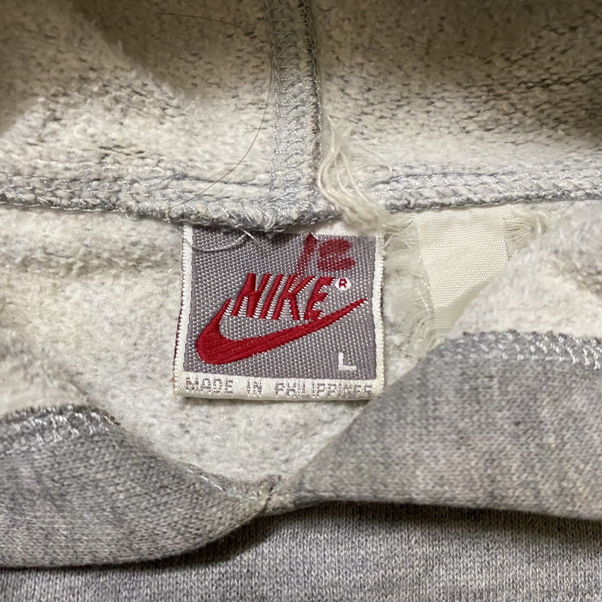 Nike × Vintage Vintage 90's Nike Big Swoosh Hoodies Size US L / EU 52-54 / 3 - 11 Thumbnail