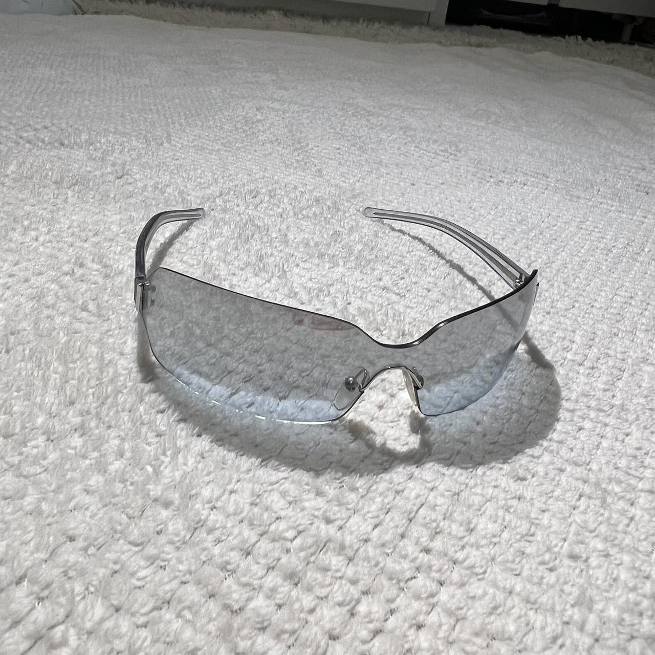 La Perla La Perla 2000s Transparent Sunglasses – cyberpunk Aesthetic Size ONE SIZE - 2 Thumbnail