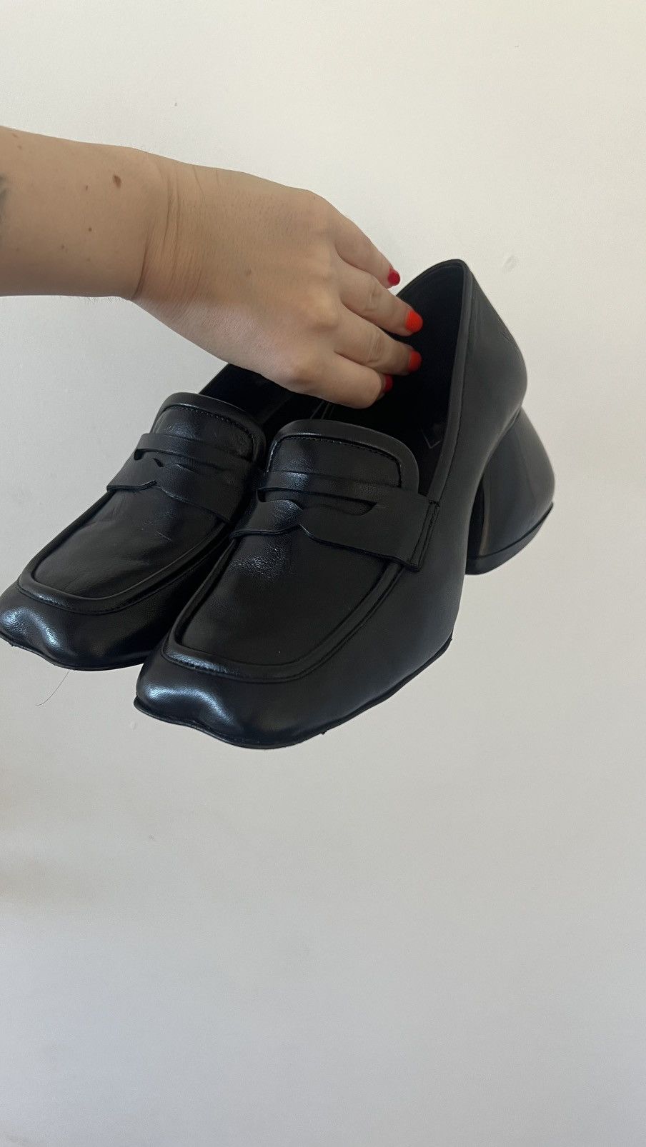 John Fluevog JOHN FLUEVOG PROWESS BEE PENNY LOAFER HEELS Size US 8 / IT 38 - 2 Thumbnail