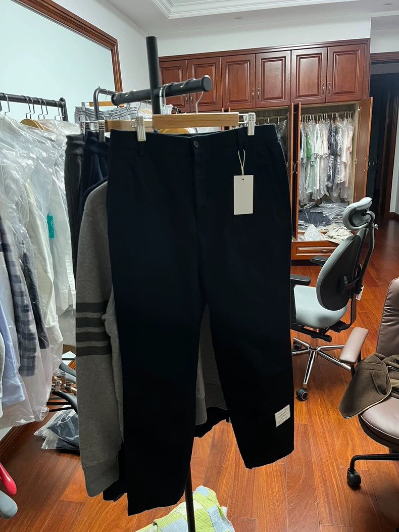 Thom Browne Thom Browne Size 1Slacks, Men's Size 1 2501-Nextarrow Size US 30 / EU 46 - 6 Thumbnail