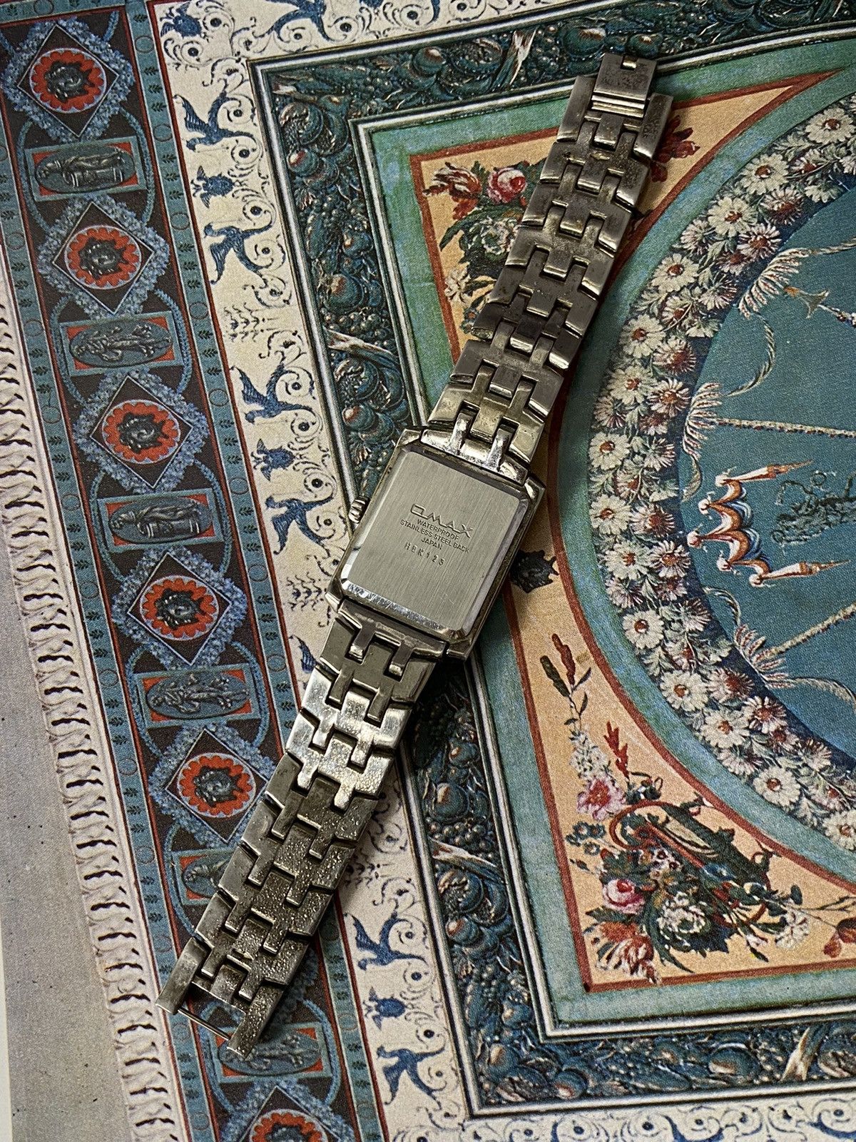 Japanese Brand OMAX Quartz Vintage Rectangular Watch Size ONE SIZE - 6 Thumbnail