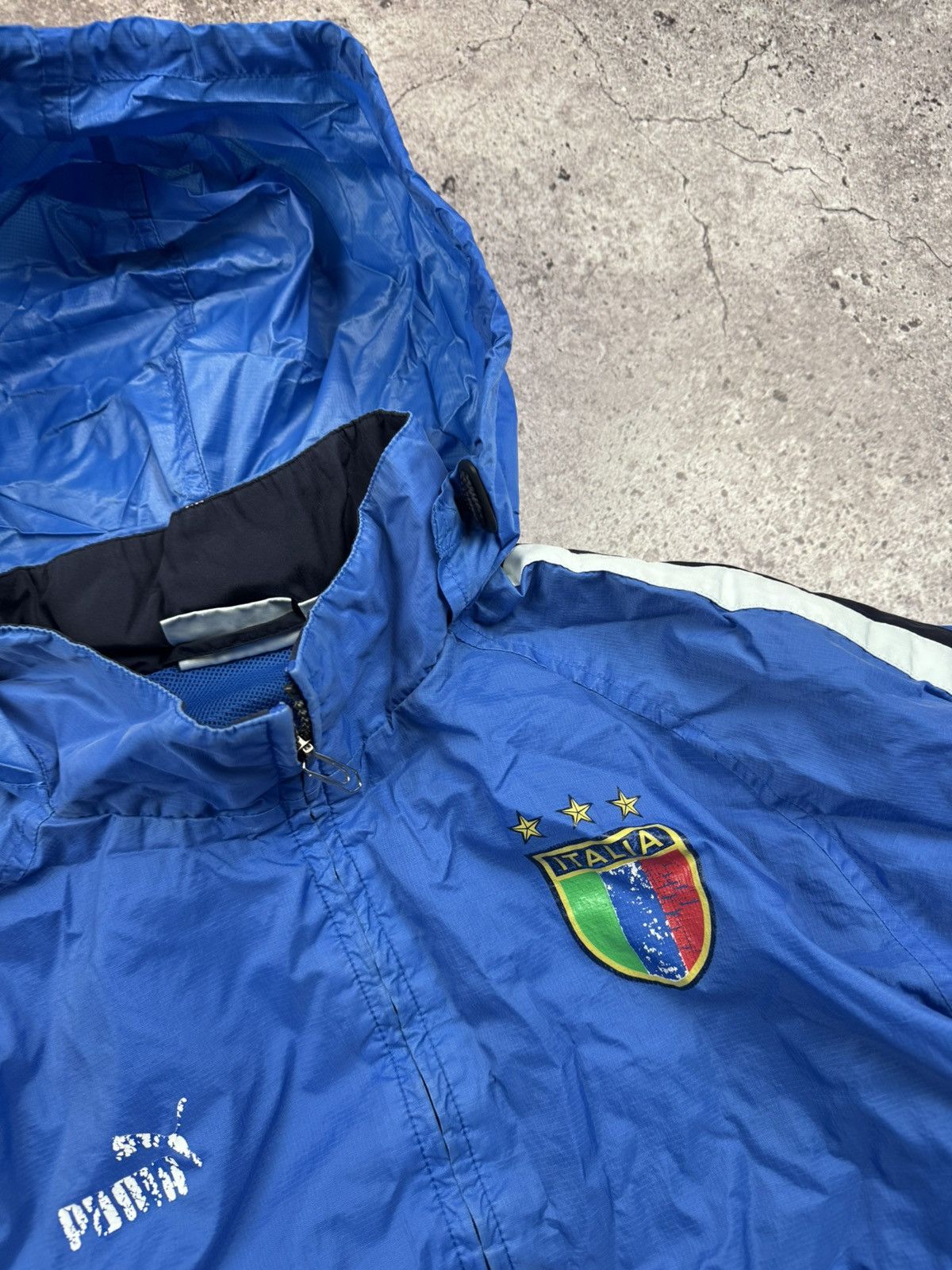 Puma Vintage Puma Italy Soccer Track Top Jacket Distressed Size US M / EU 48-50 / 2 - 4 Thumbnail