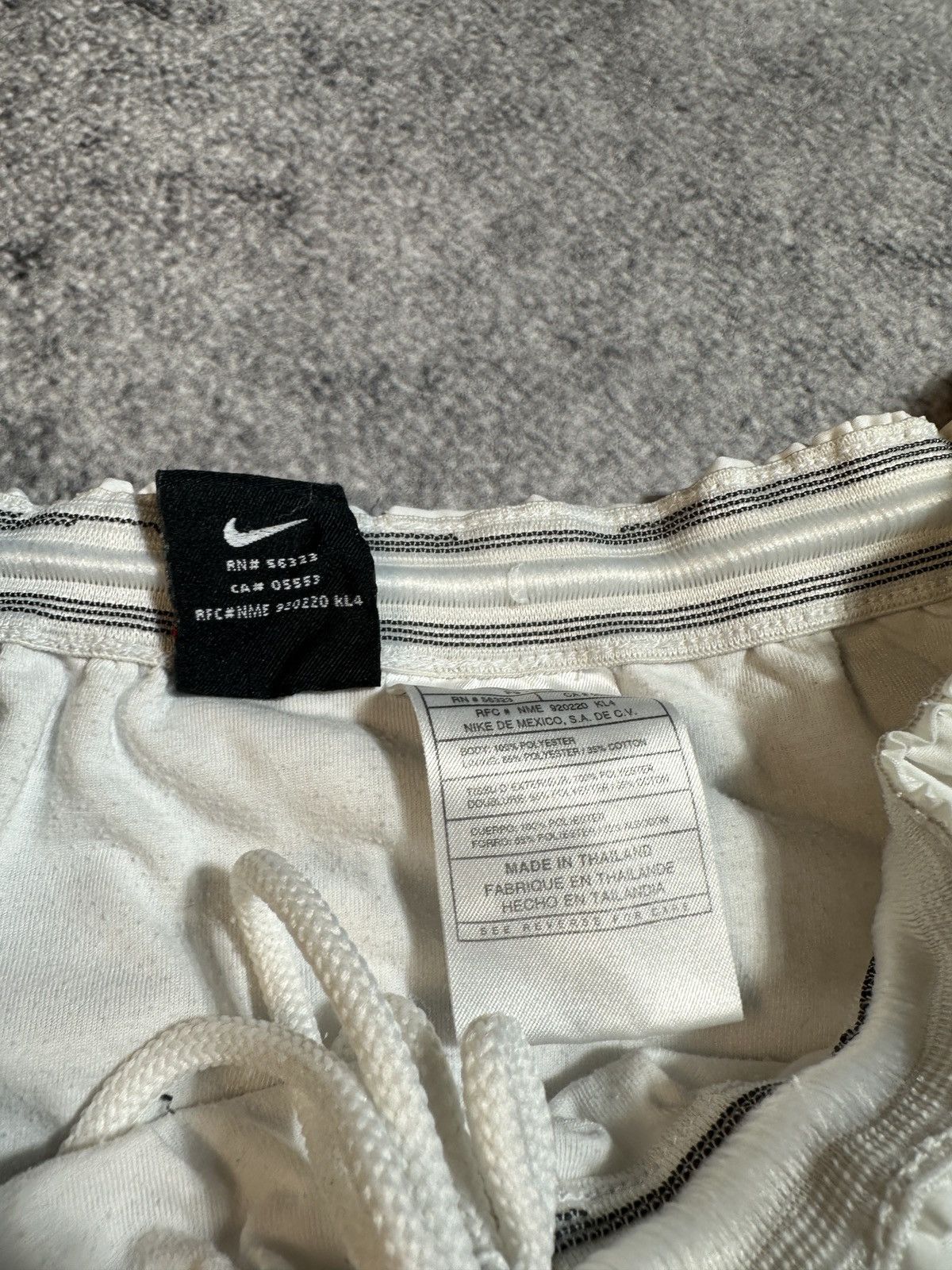 Nike × Vintage Vintage Very Rare Nike Arsenal Shorts 90s Soccer Items Size US 34 / EU 50 - 5 Thumbnail