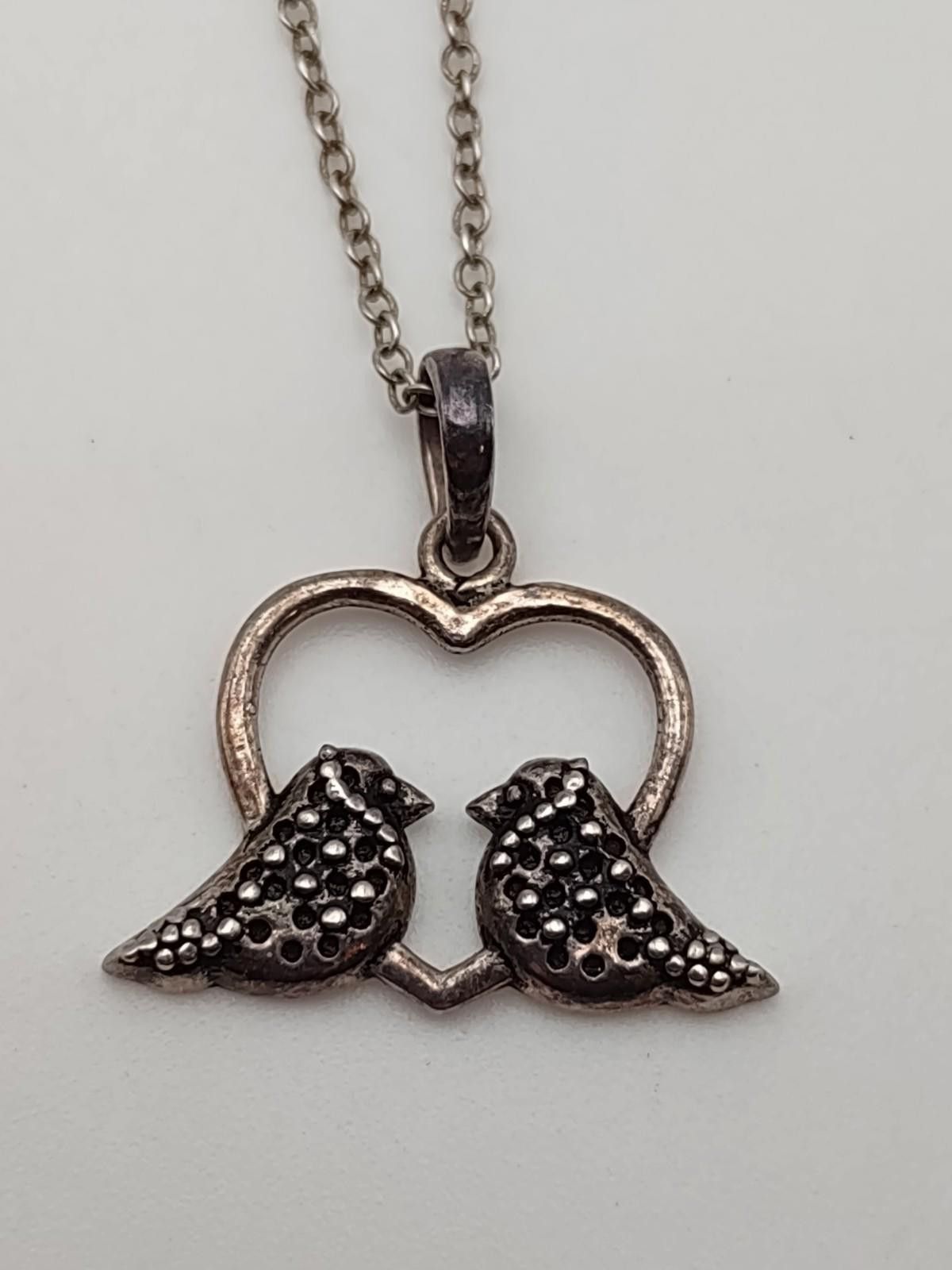 The Unbranded Brand Sterling Silver Love Birds Pendant with 17" Gold Tone Chain Size ONE SIZE - 1 Thumbnail
