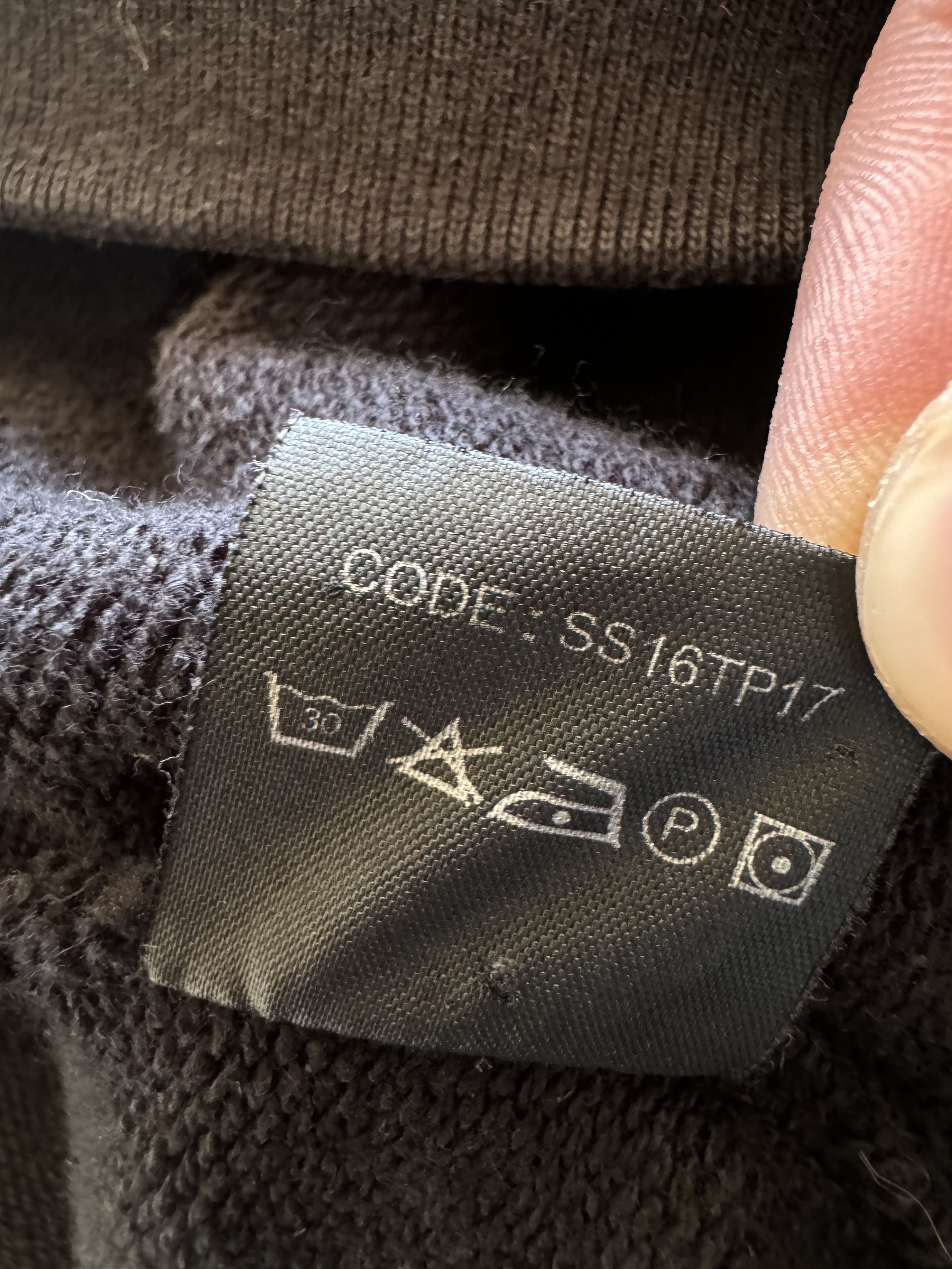 Vetements Vetements Hoodie Hoodie Size US M / EU 48-50 / 2 - 12 Thumbnail