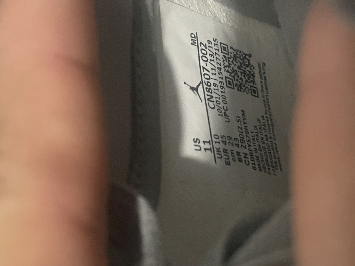 Dior × Jordan Brand Air Jordan 1 Dior High Size US 11 / EU 44 - 24 Thumbnail