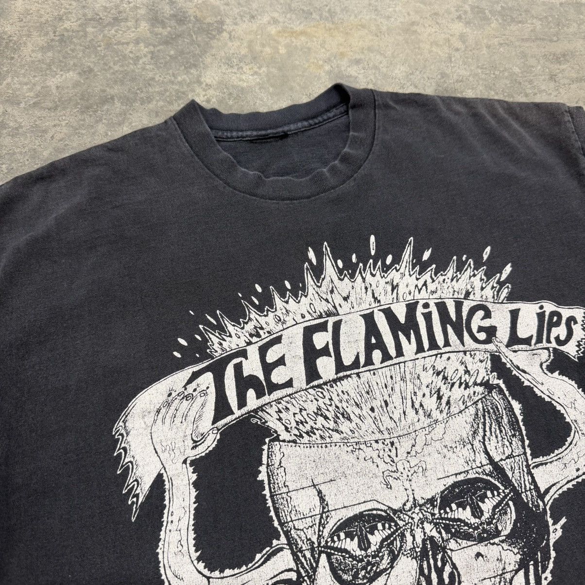 Vintage 1995 Vintage Flaming Lips Skull Evil Music Faded Band Tee Size US XL / EU 56 / 4 - 3 Thumbnail