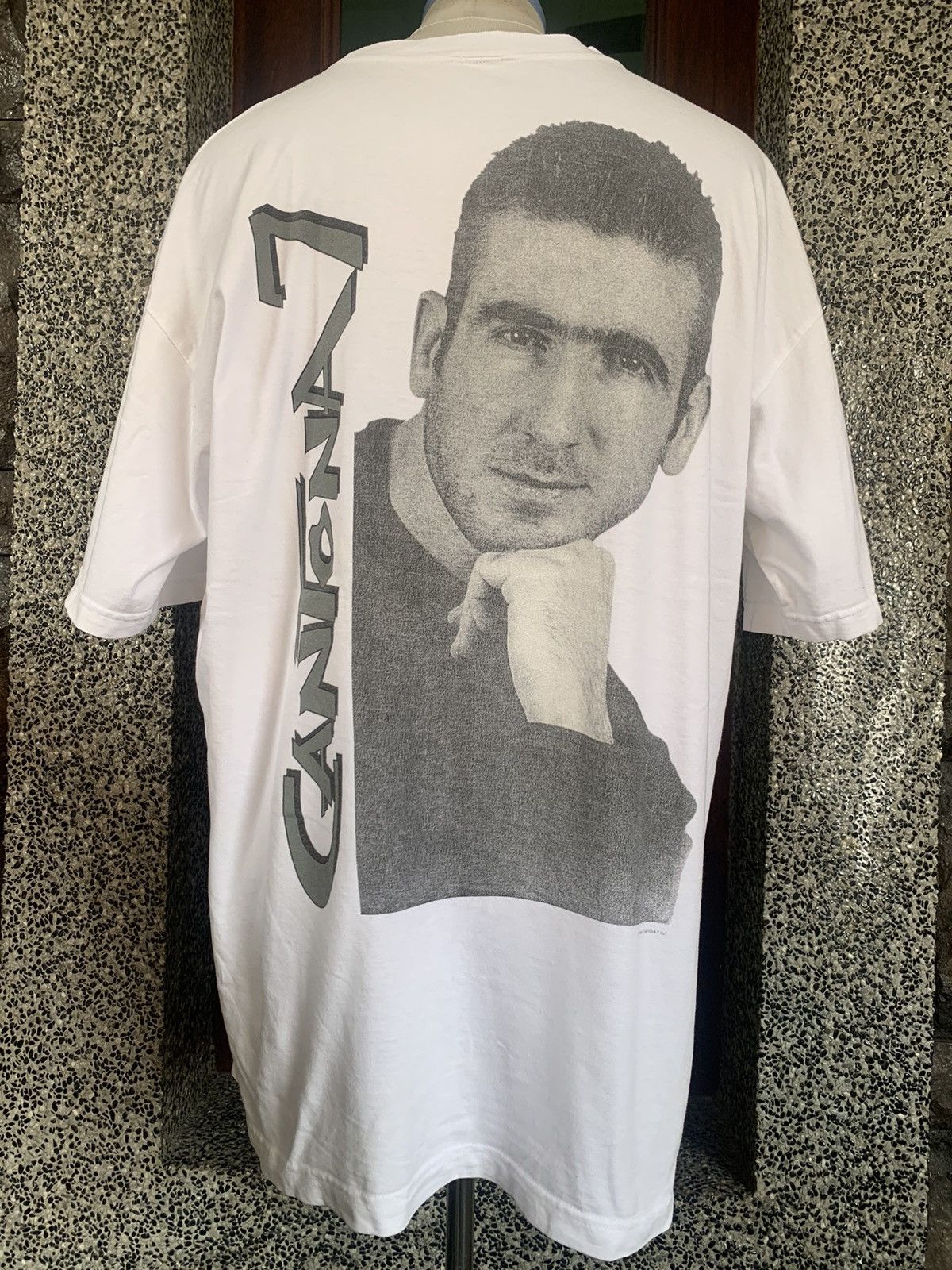 Vintage 90s Cantona 7 Football Player T shirt