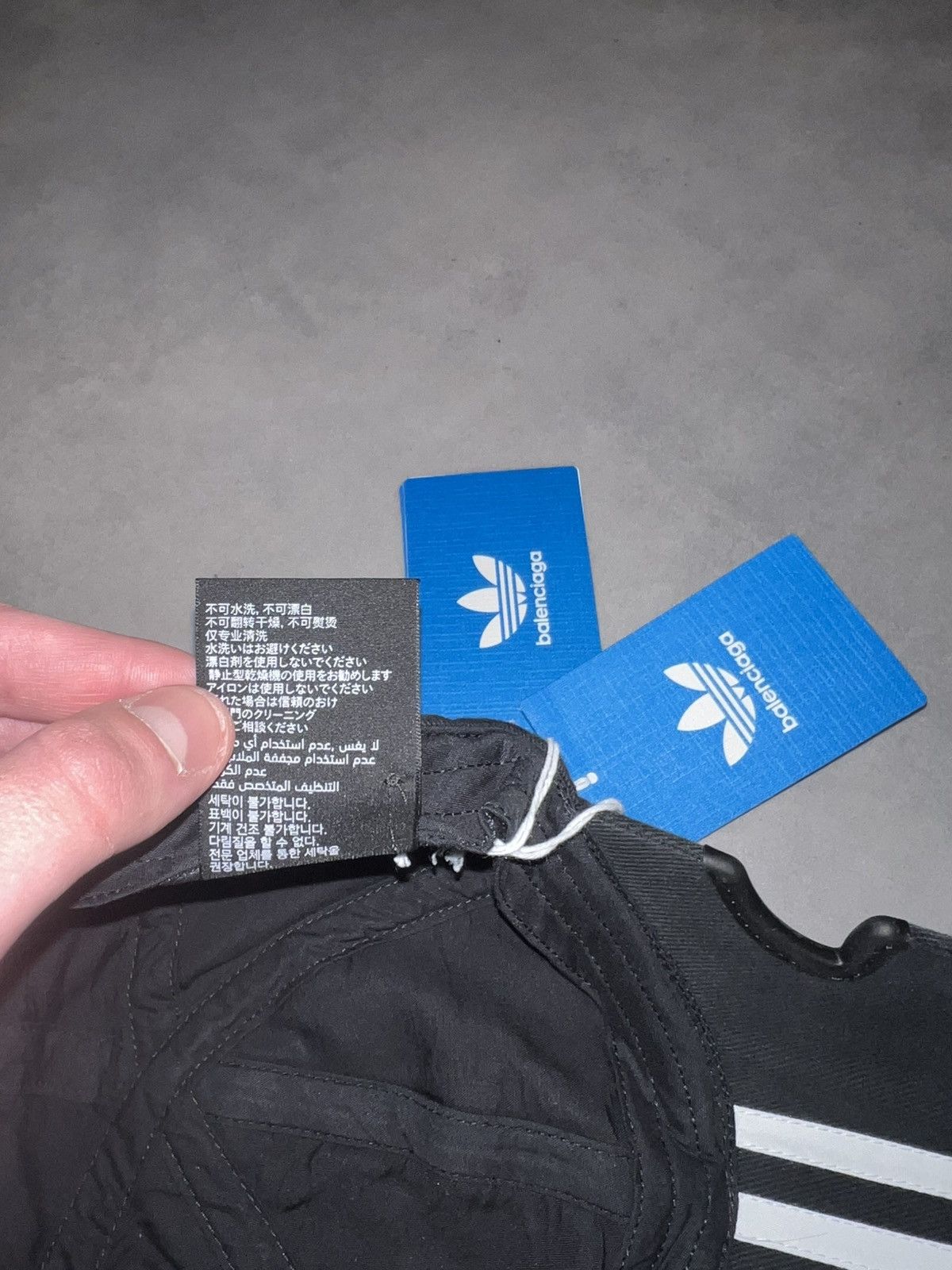 Adidas × Balenciaga Balenciaga x Adidas Cap Size ONE SIZE - 7 Thumbnail