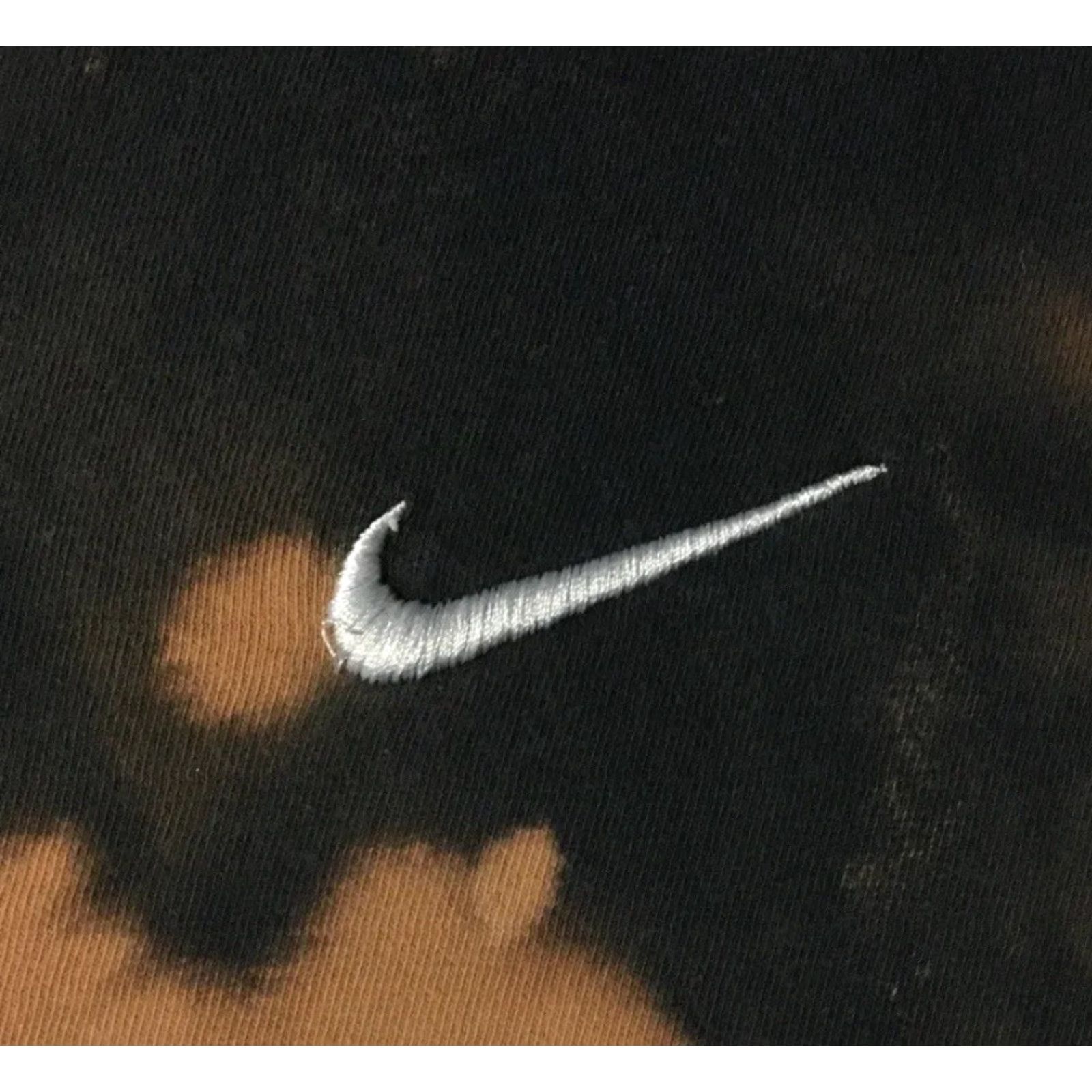 Nike Nike Swoosh Faded Bleach Crop Shirt XL Black Graphic Tee Women Vintage Grunge Hip Hop 80s 90s California USA Shirt Size XL / US 12-14 / IT 48-50 - 3 Thumbnail
