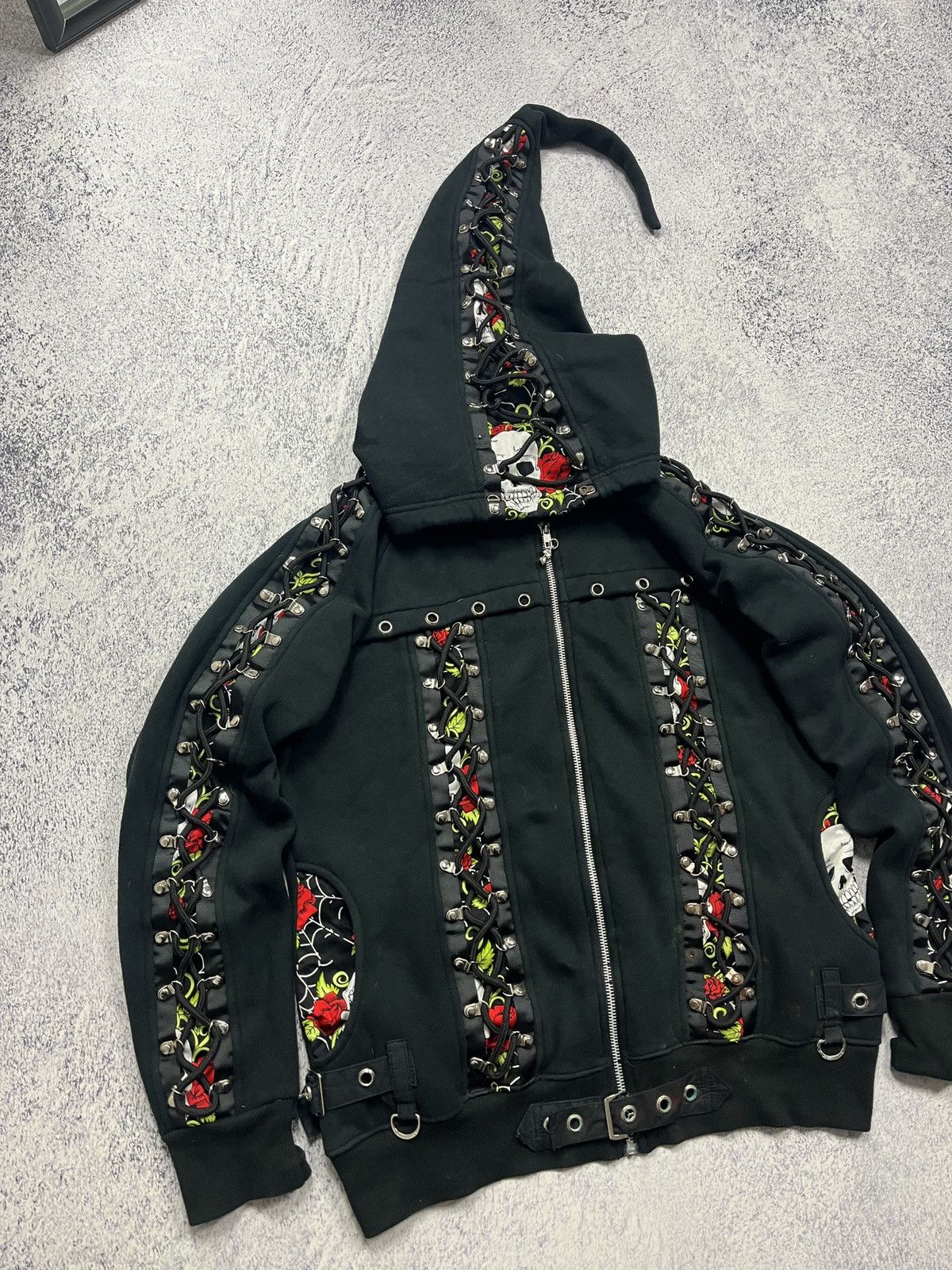 Japanese Brand Ghotic Emo Skull Logo Roses Laced Zip Hoodie Japanese Style Size US S / EU 44-46 / 1 - 4 Thumbnail