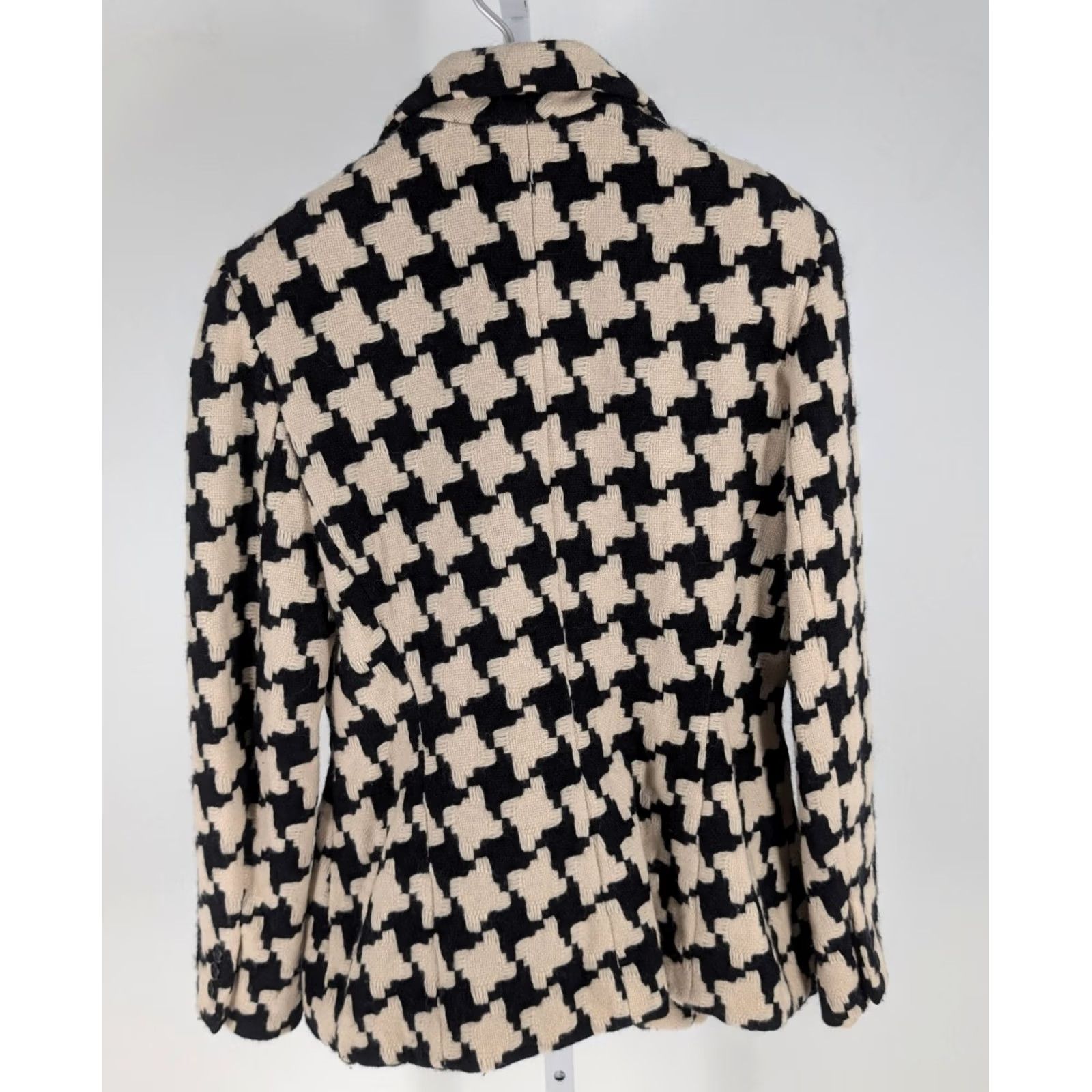 DKNY VINTAGE DKNY Blazer Houndstooth Wool 90s Lambswool Mid-Length Black Cream Patch Pockets Womens 10 Size L / US 10 / IT 46 - 3 Thumbnail