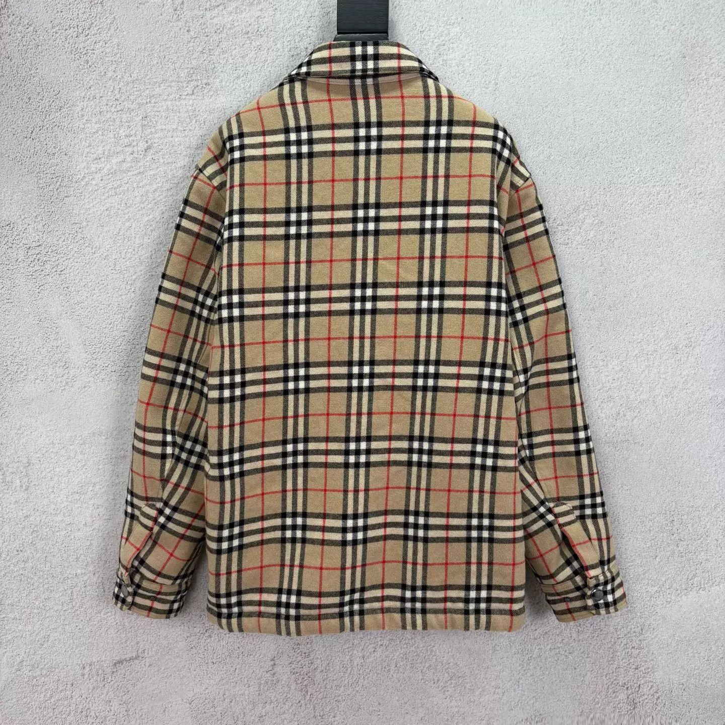 Burberry Burberry Classic Check Lamb Wool Jacket M Size US M / EU 48-50 / 2 - 2 Thumbnail