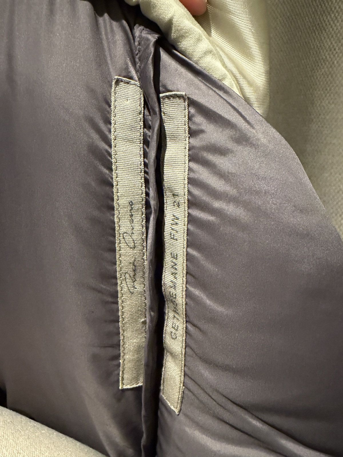 Rick Owens Rick Owens FW20 “Oyster” down jacket. Size US M / EU 48-50 / 2 - 7 Thumbnail