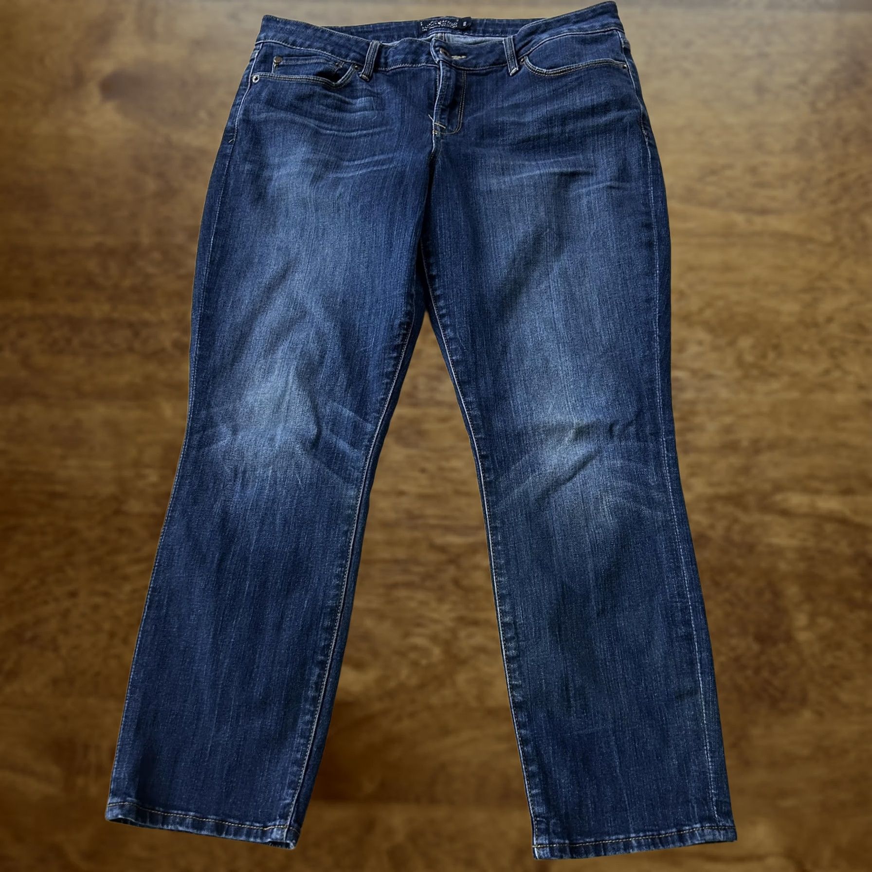Lucky Brand Lucky Brand Womens Straight Jeans 10/30 Dark Wash Blue Denim Mid Rise Regular Size 32" / US 10 / IT 46 - 1 Thumbnail