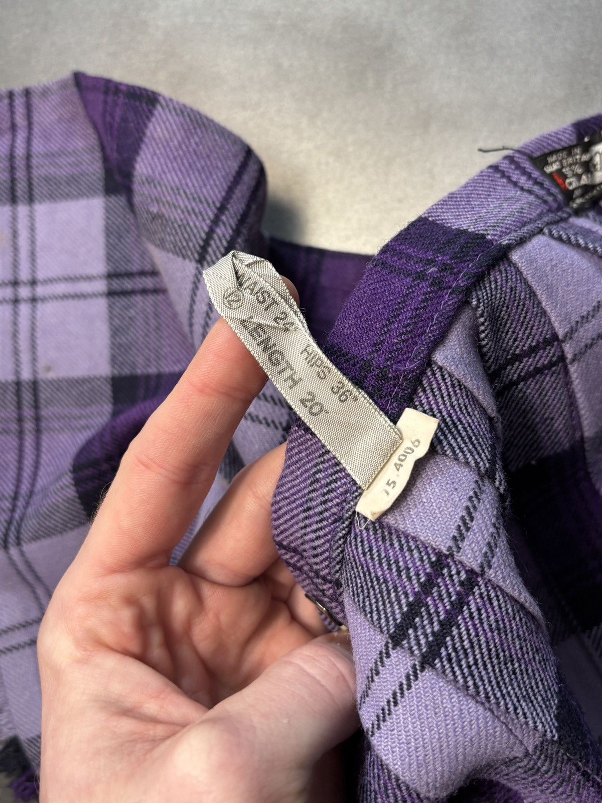 Marks & Spencer × Vintage 1960s Plaid Skirt Vintage St. Michaels England Tartan School Size 23" - 10 Thumbnail
