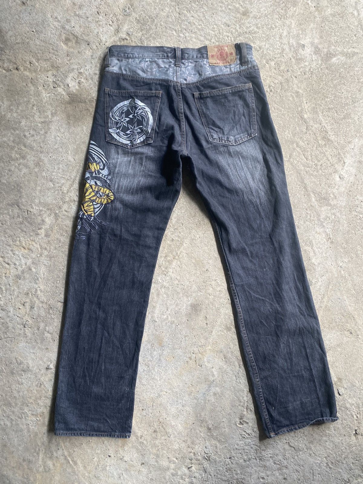 Japanese Brand Kodama Embroidery Distressed Jeans Size US 33 - 2 Thumbnail