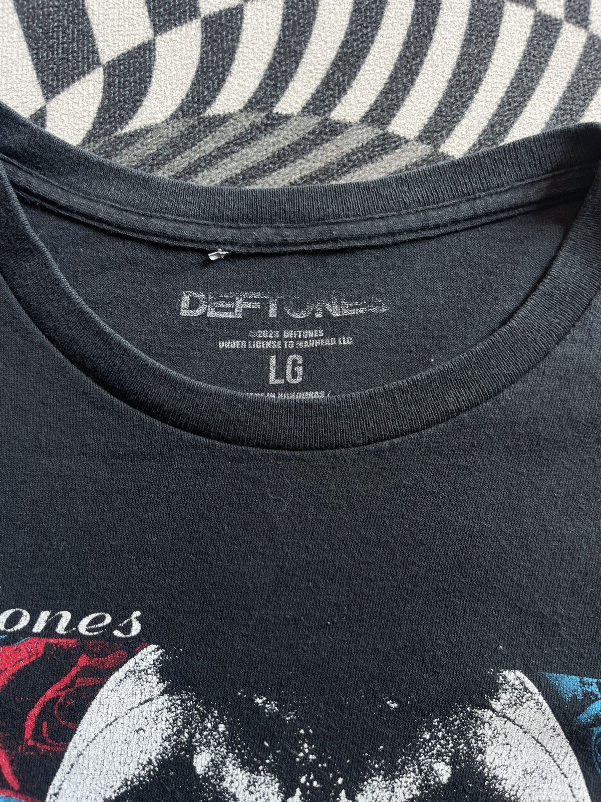 Band Tees Deftones Self-Titled Album 2003’s reprint Band Tshirt Size US L / EU 52-54 / 3 - 4 Thumbnail
