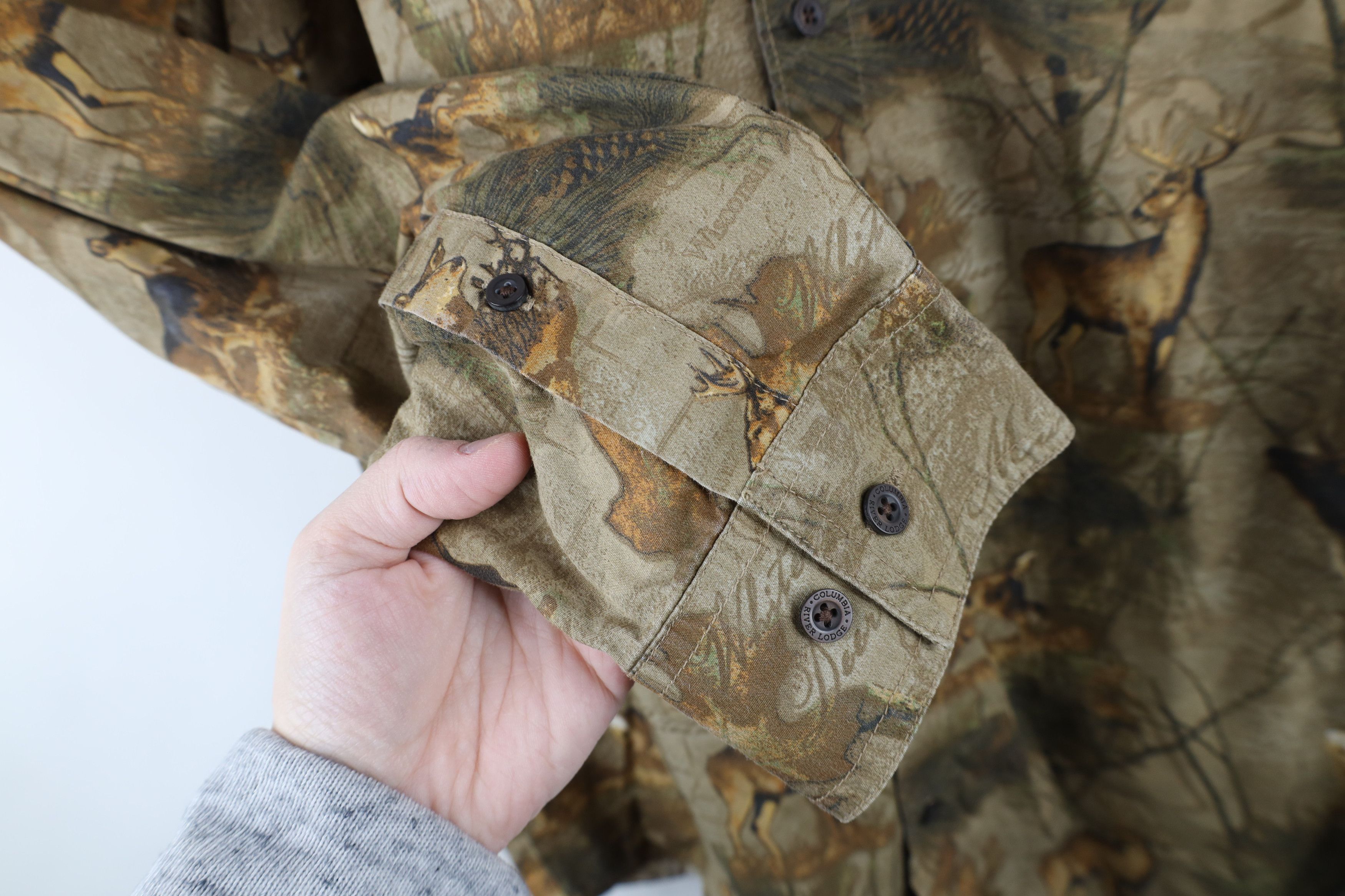 Columbia × Vintage Vintage Columbia Over Print Whitetail Deer Buck Button Shirt Size US M / EU 48-50 / 2 - 8 Thumbnail