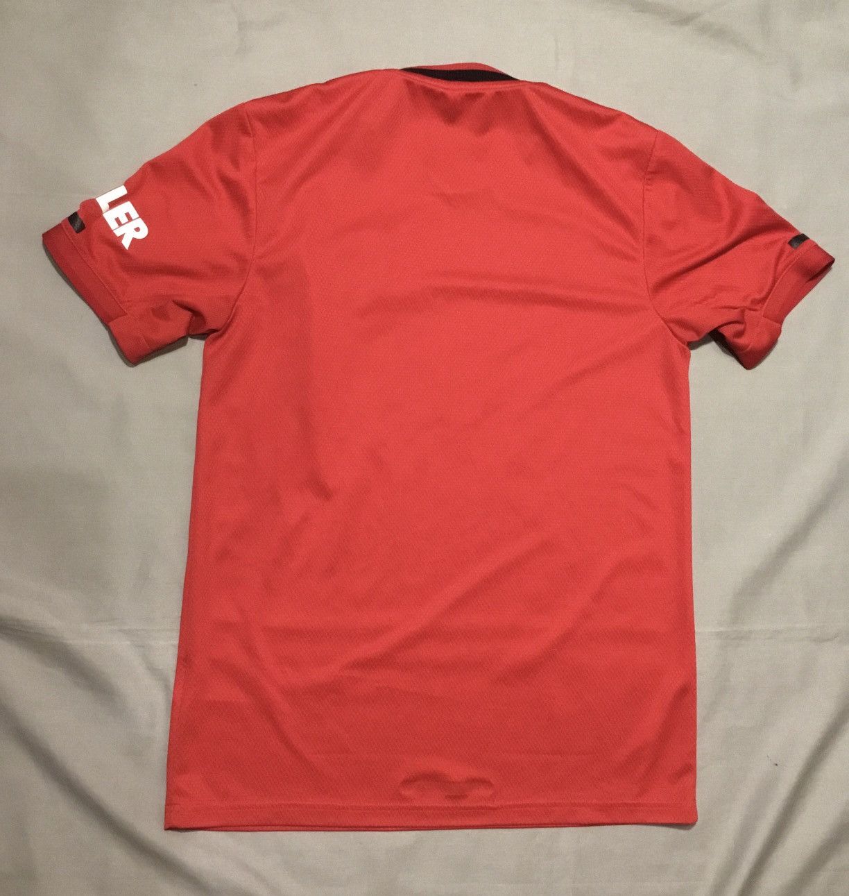 Adidas Manchester United shirt 2019 2020 Adidas Jersey Size S Size US S / EU 44-46 / 1 - 2 Thumbnail