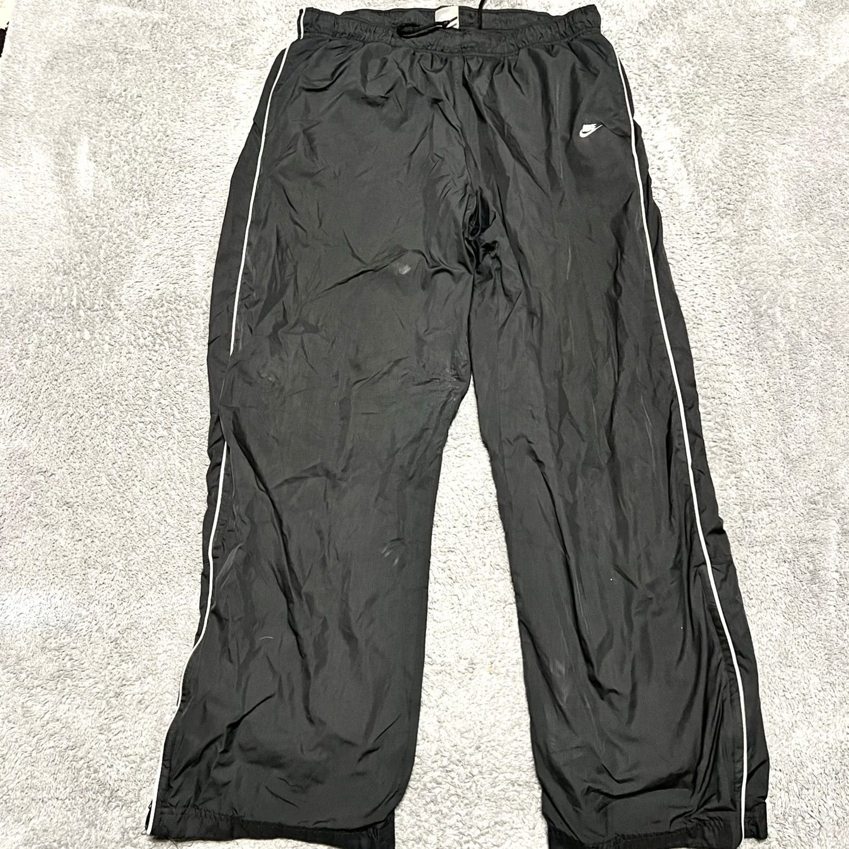 Nike VINTAGE 90s Nike Track Pants Mens XXL Black Cuffed Windbreaker Swoosh Ankle Zip Pants Mens Black 90s Nike Track Windsuit? Size 48R - 2 Thumbnail