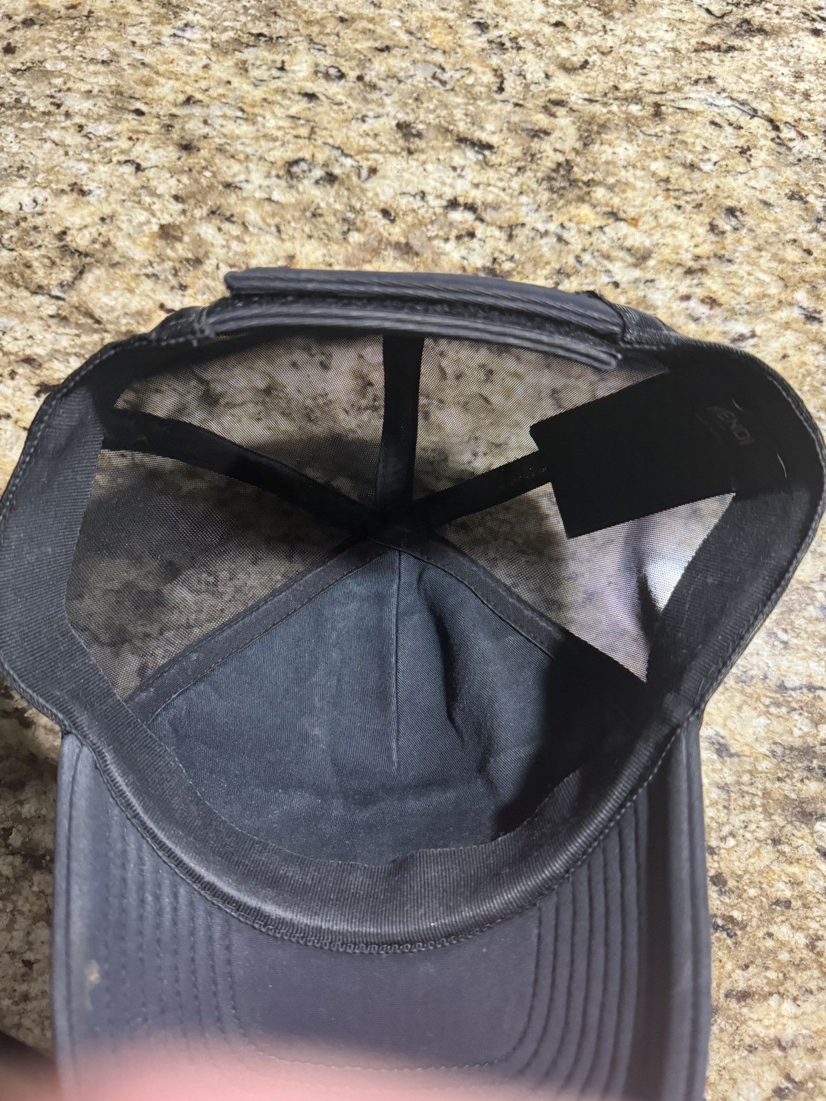 Fendi Fendi Velcro Hat OS Size ONE SIZE - 5 Thumbnail