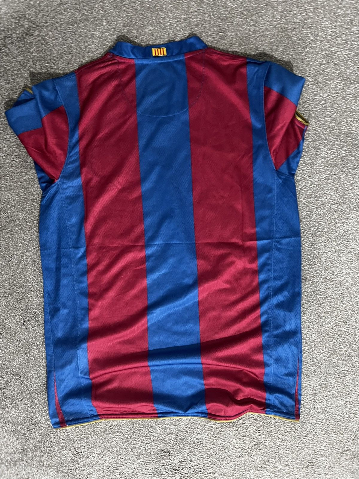 Nike FC Barcelona Jersey 2007/8 Size US S / EU 44-46 / 1 - 2 Thumbnail