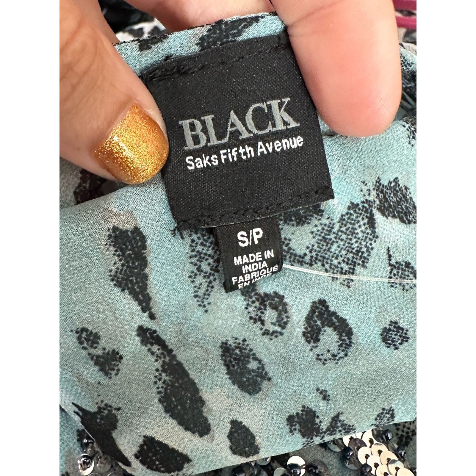 Saks Fifth Avenue Saks Fifth Avenue animal print sheer sequin tunic size Small Size S / US 4 / IT 40 - 3 Thumbnail