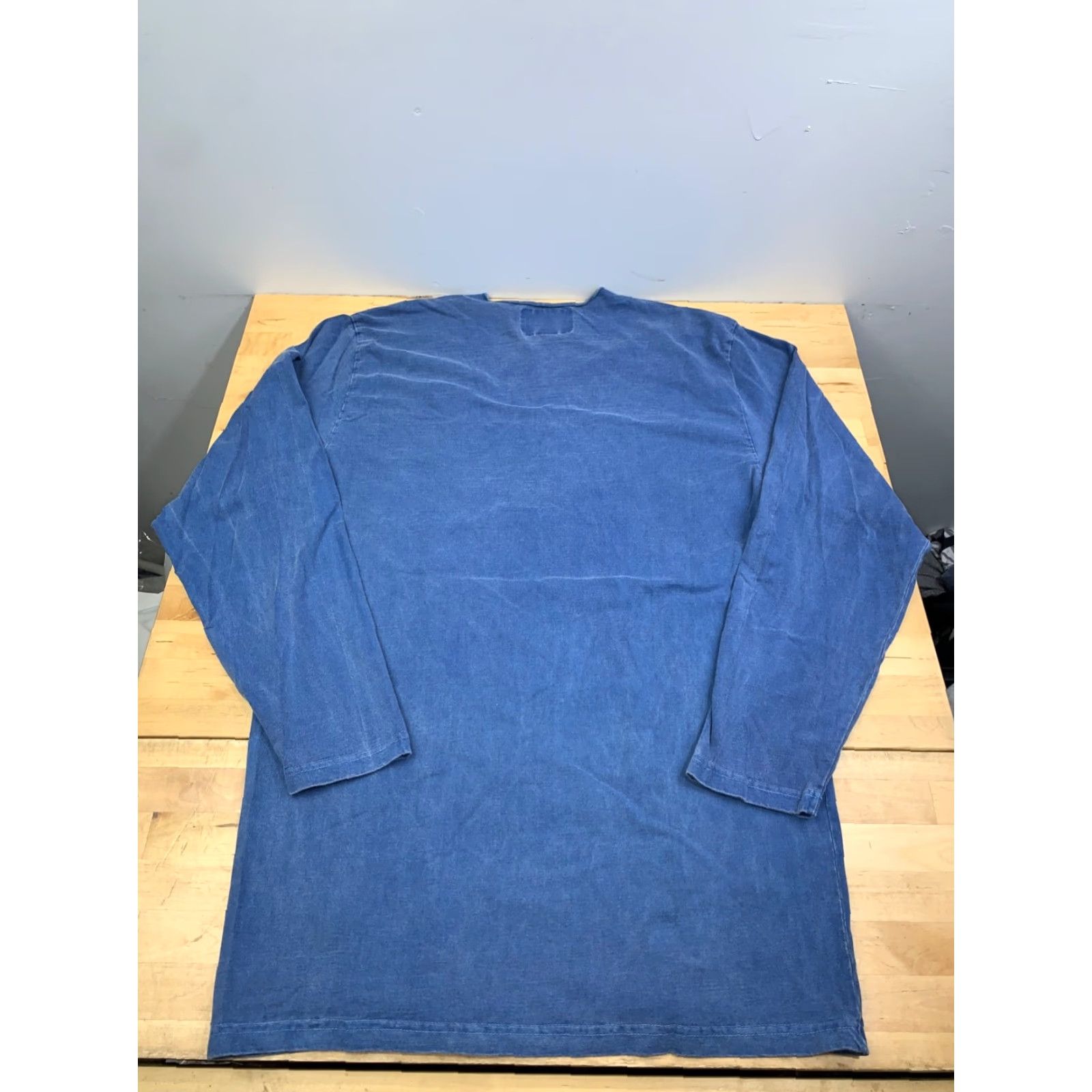 Vintage VINTAGE YMLA California Gym Gear Long Sleeve Shirt Adult XL Blue 1990s Mens Cotton T-Shirt Size US XL / EU 56 / 4 - 6 Thumbnail