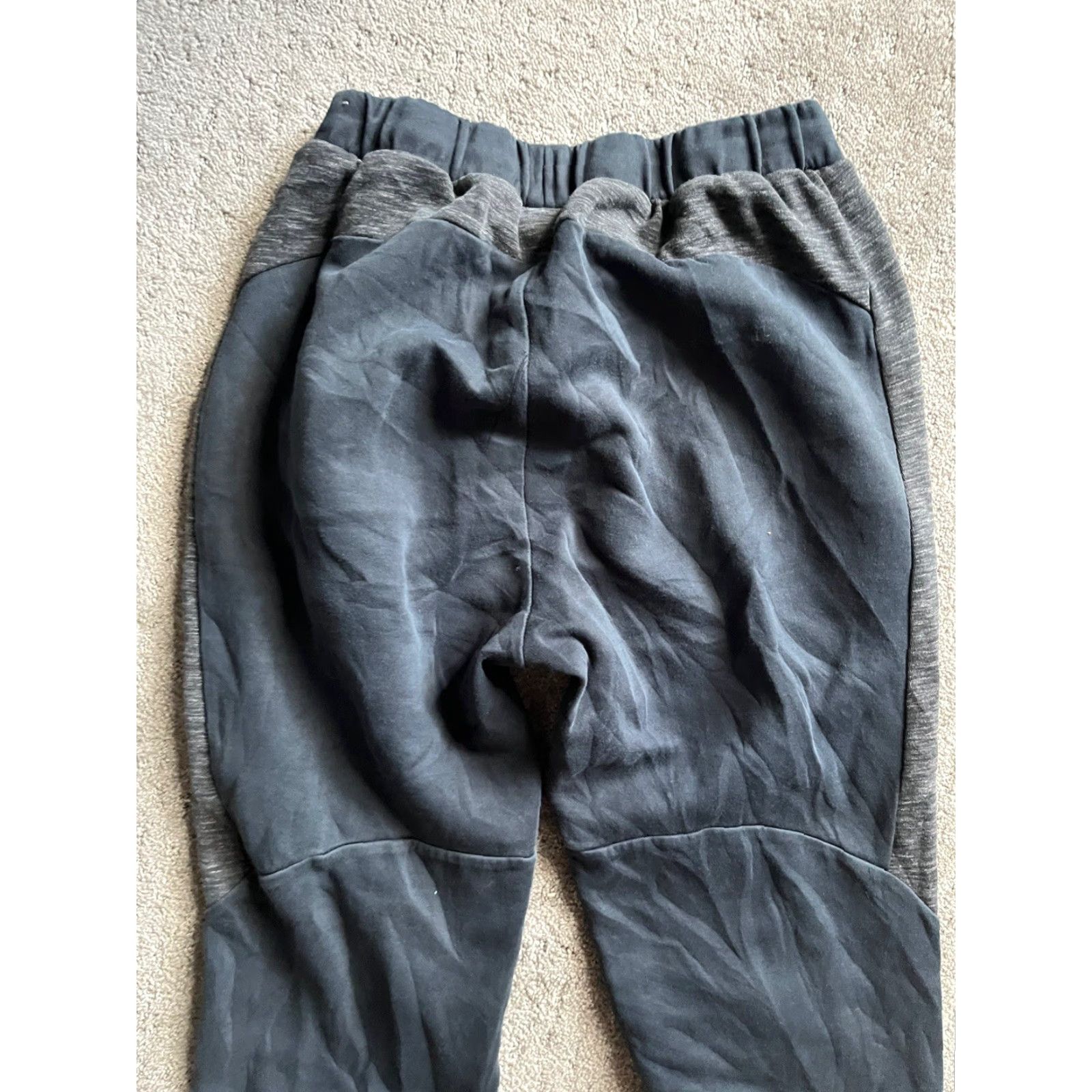 Puma PUMA Womens Sweatpants Medium Black Drawstring Activewear with Pockets Logo Size 32" / US 10 / IT 46 - 4 Thumbnail