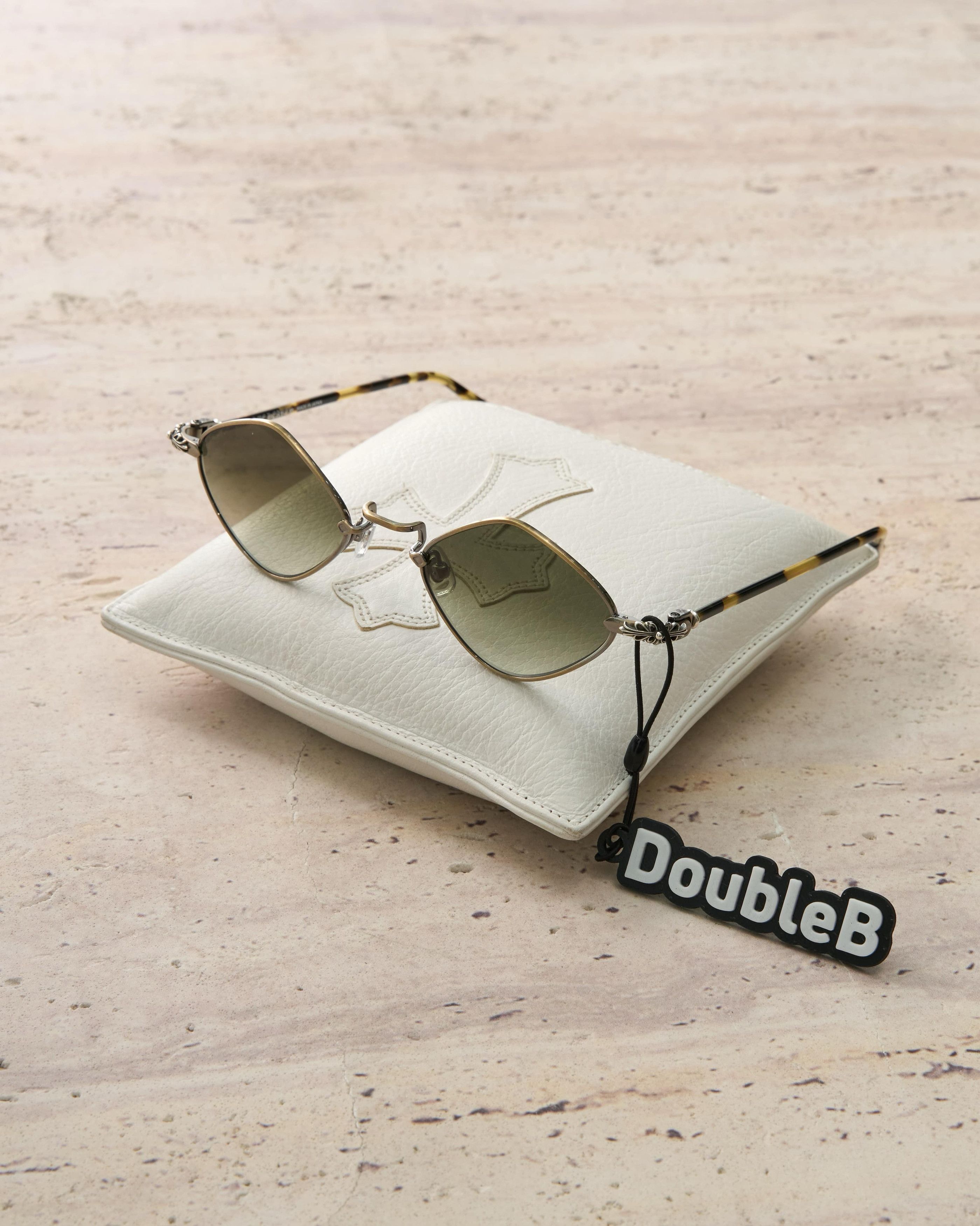CHROME HEARTS DIAMOND DOG Antique Gold/Hollywood Tortoise