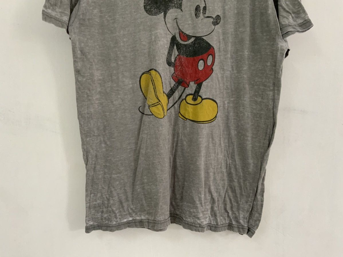 Disney Disney Mickey Mouse Fade 50/50 Tee Size US XL / EU 56 / 4 - 4 Thumbnail