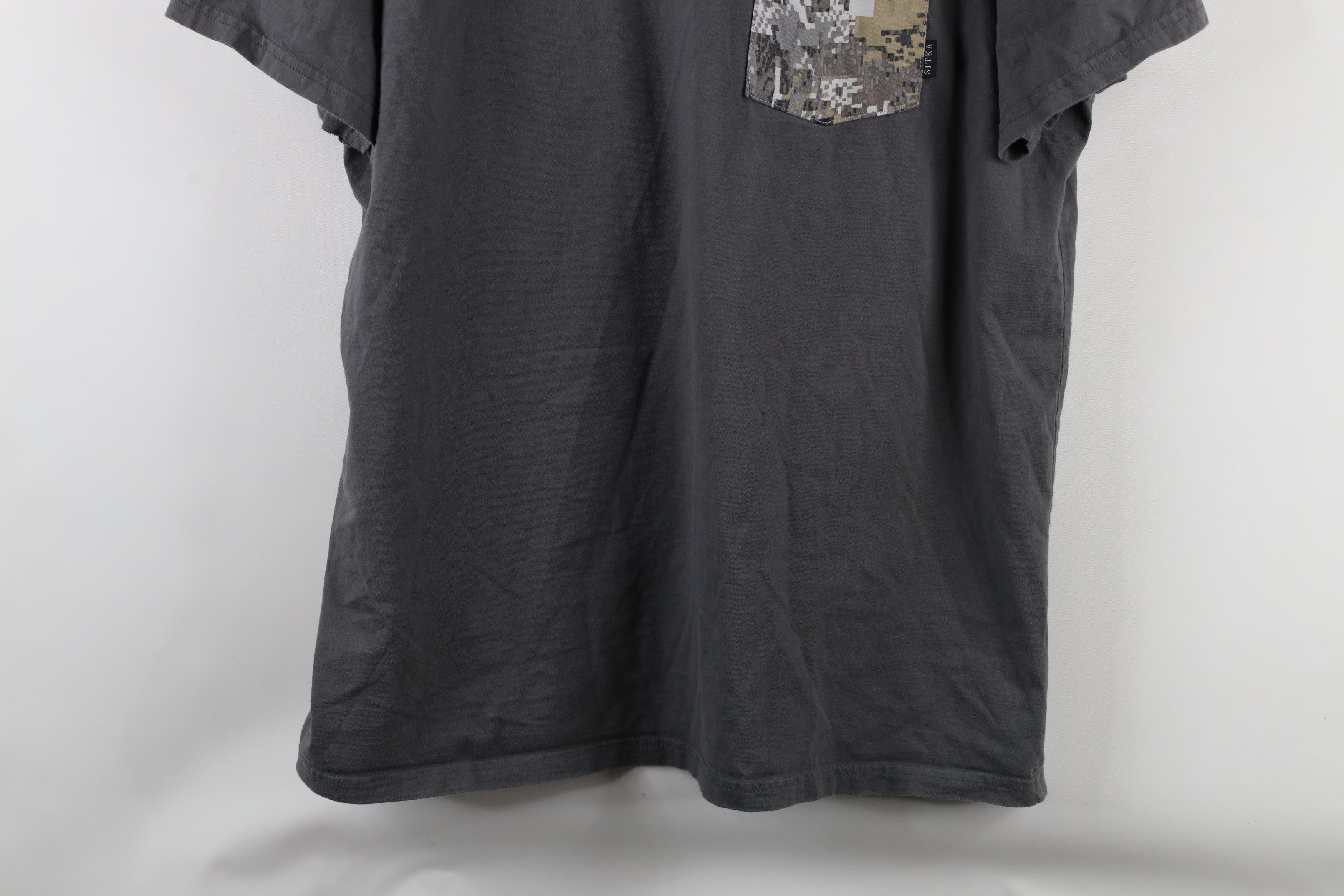 Vintage Sitka Gear Out Digital Camouflage Pocket T-Shirt AS IS Gray Size US XL / EU 56 / 4 - 3 Thumbnail