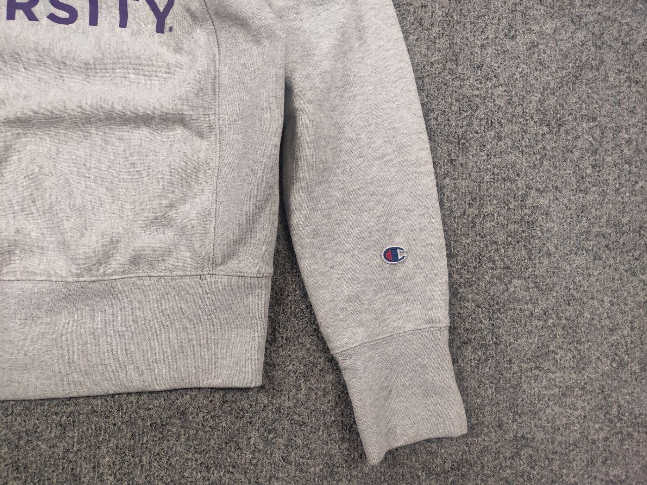 Champion Vintage Champion Reverse Wear New York University Sweatshirt Size US S / EU 44-46 / 1 - 6 Thumbnail